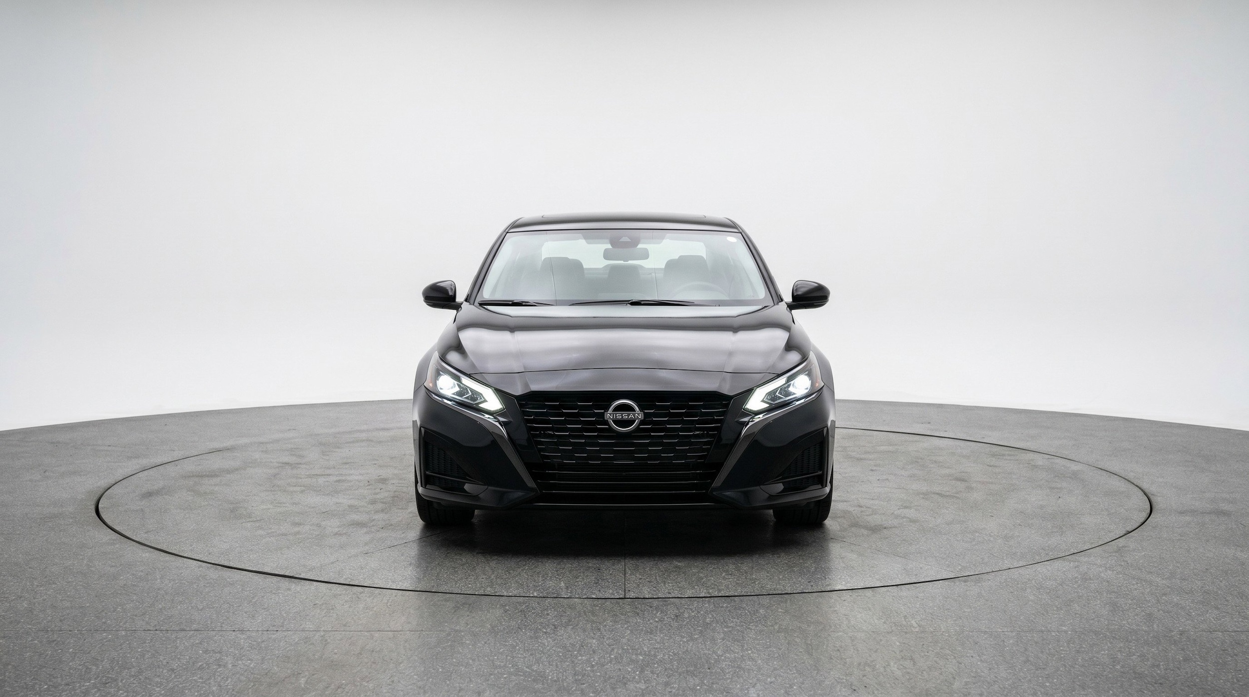 Thumbnail: 2025 Nissan Altima - 2