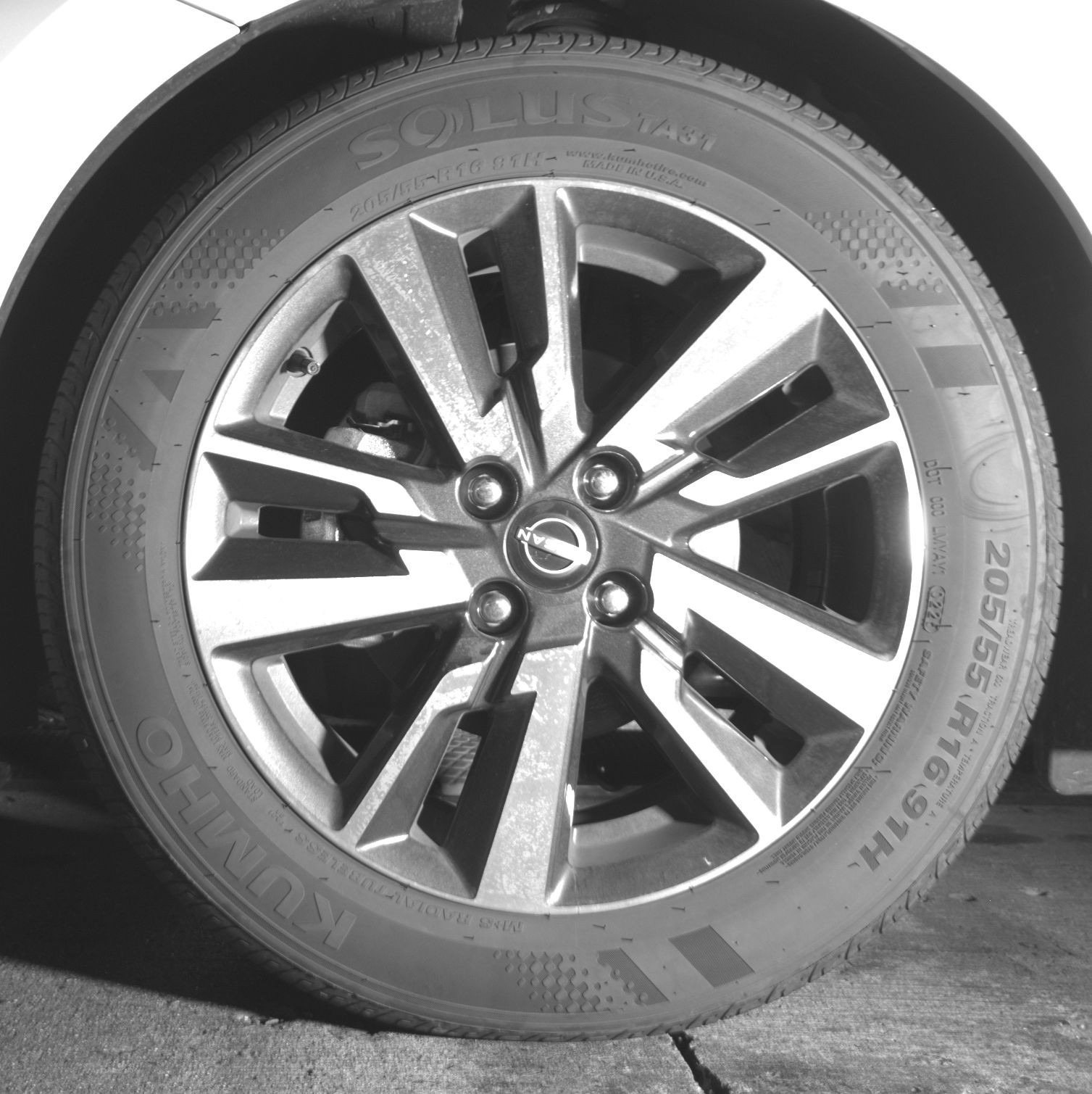 Thumbnail: 2025 Nissan Versa - 9