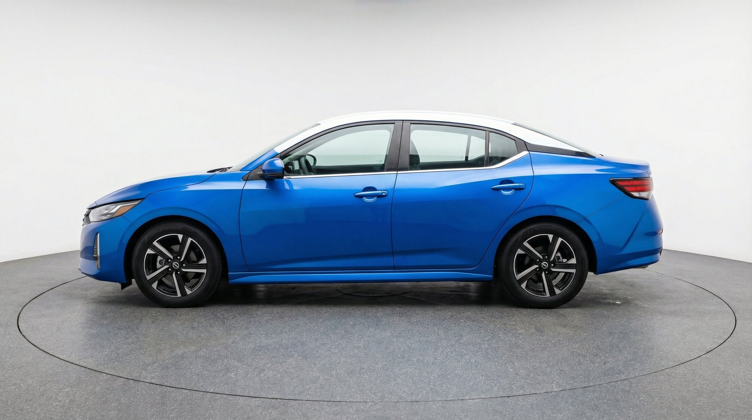 Thumbnail: 2025 Nissan Sentra - 5