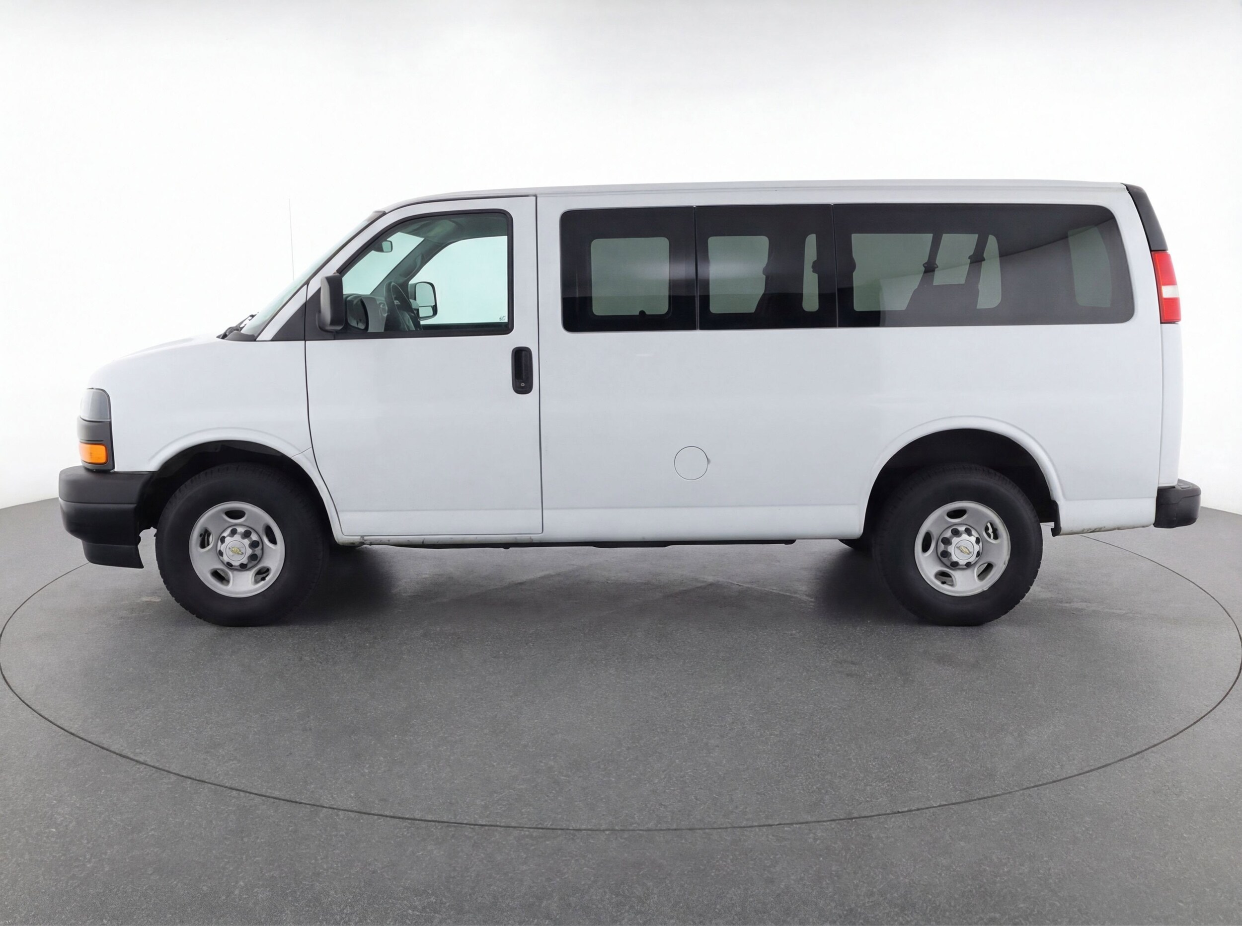 Thumbnail: 2023 Chevrolet Express - 5