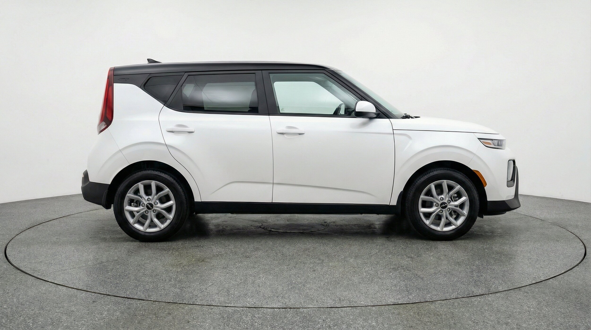Thumbnail: 2025 Kia Soul - 11