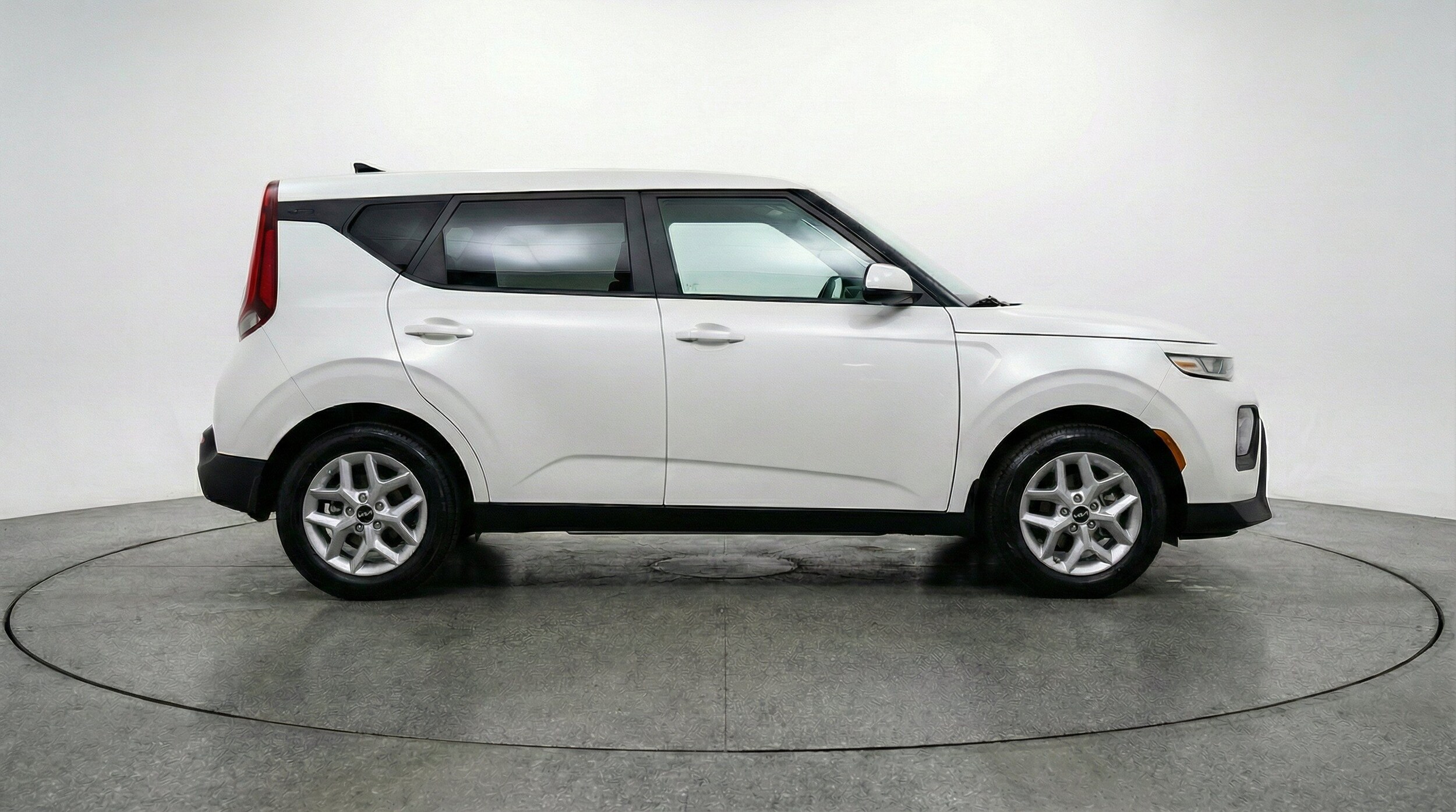 Thumbnail: 2025 Kia Soul - 11