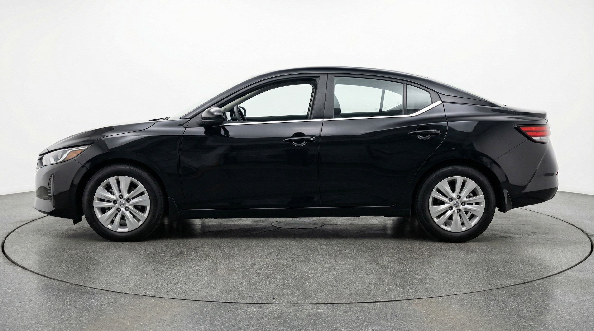 Thumbnail: 2025 Nissan Sentra - 5