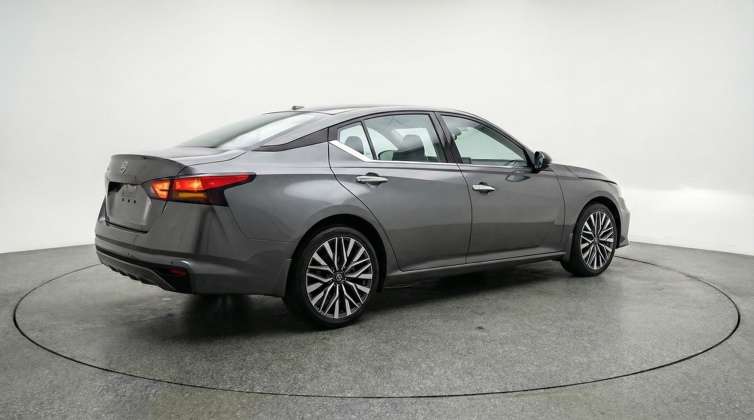 Thumbnail: 2025 Nissan Altima - 7