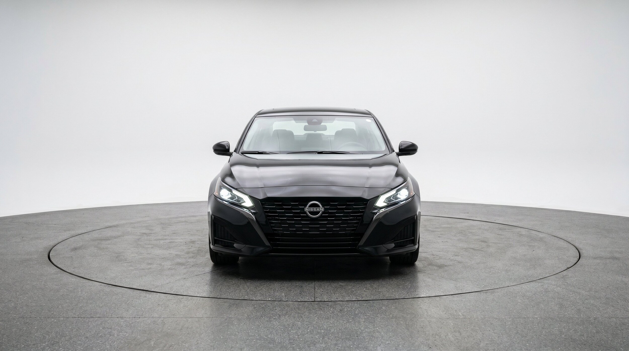 Thumbnail: 2025 Nissan Altima - 2