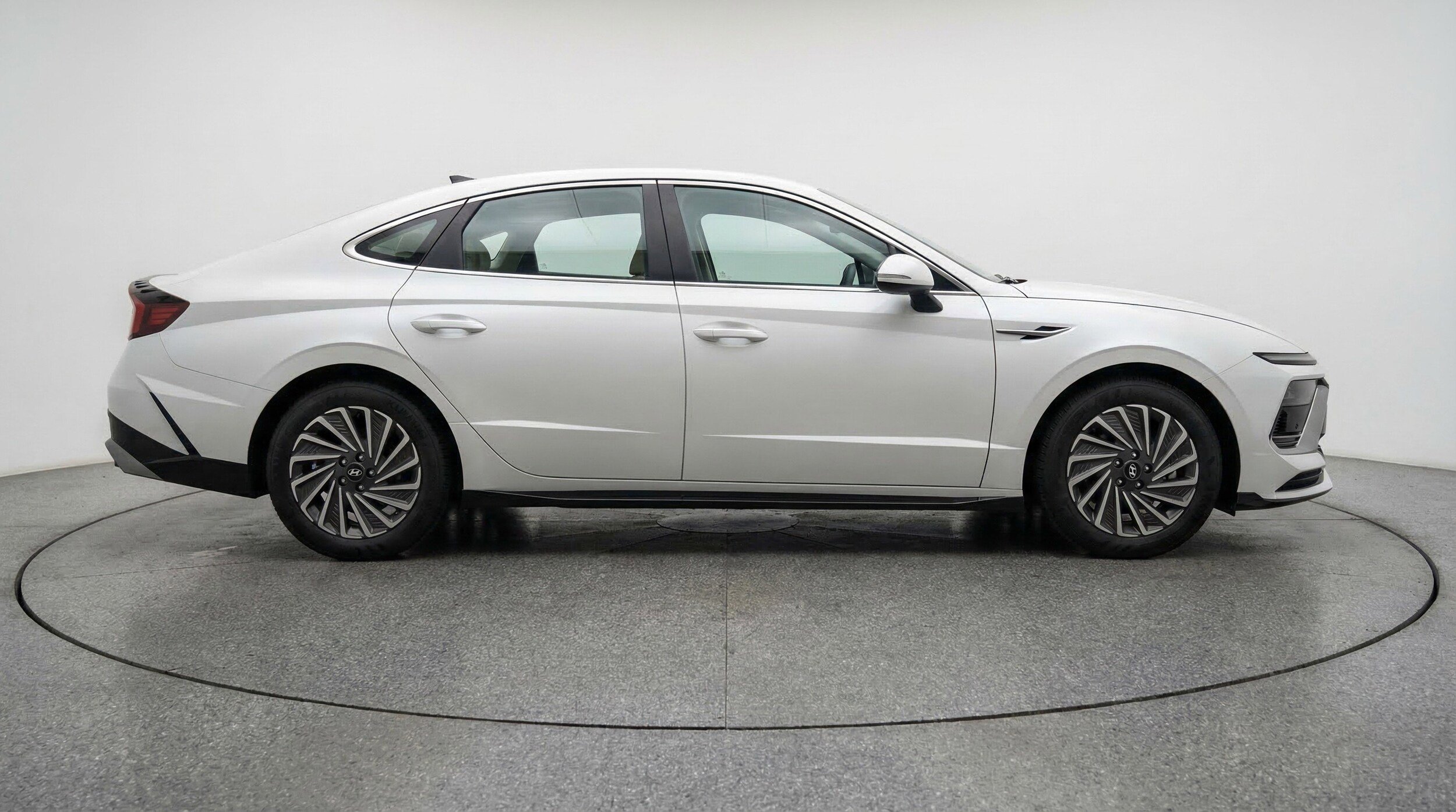 Thumbnail: 2025 Hyundai Sonata - 11