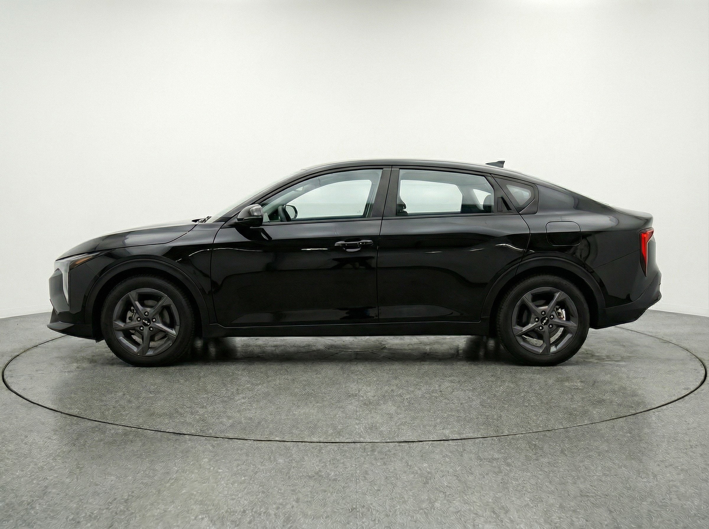 Thumbnail: 2025 Kia K4 - 5