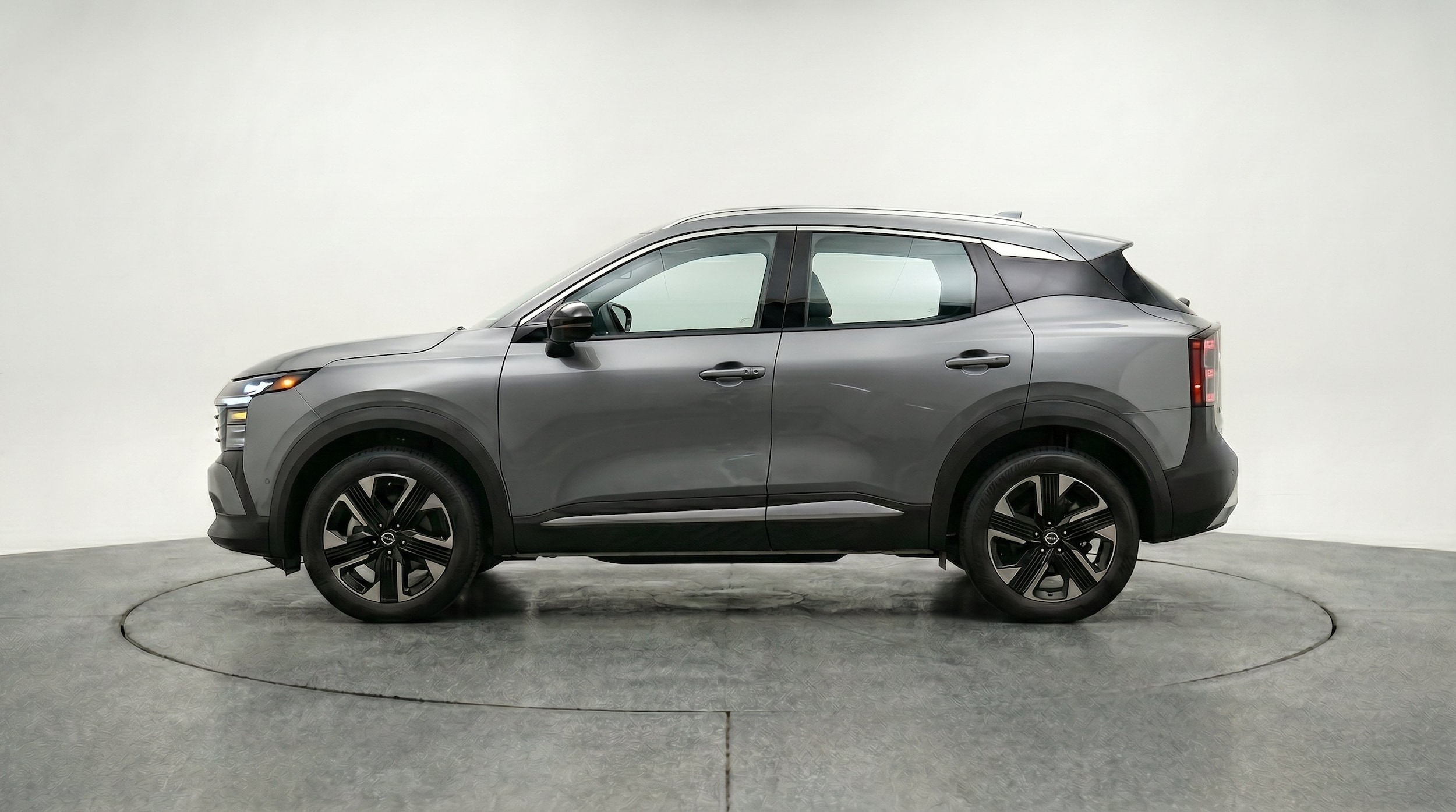 Thumbnail: 2026 Nissan Kicks - 5