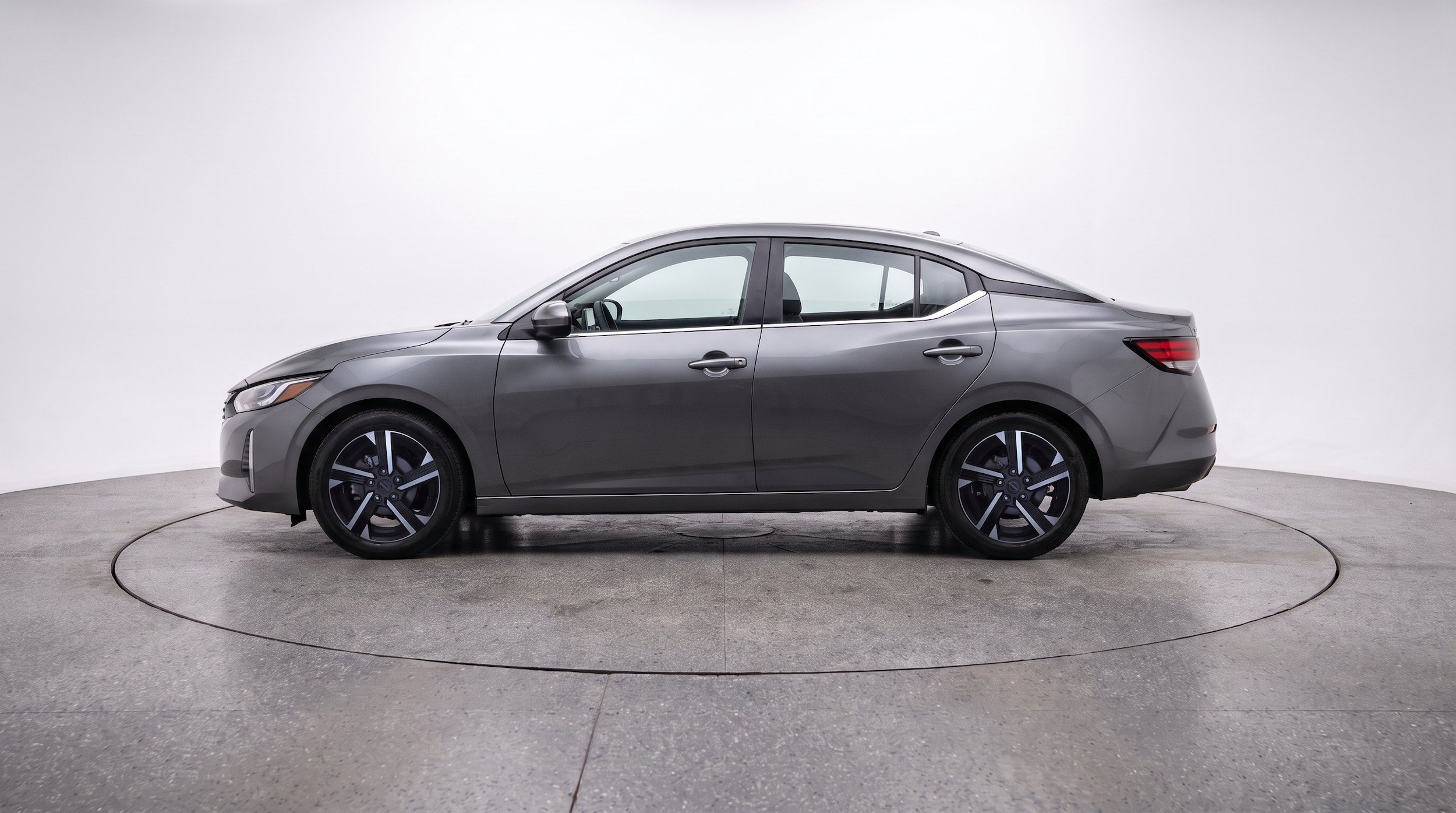 Thumbnail: 2025 Nissan Sentra - 5