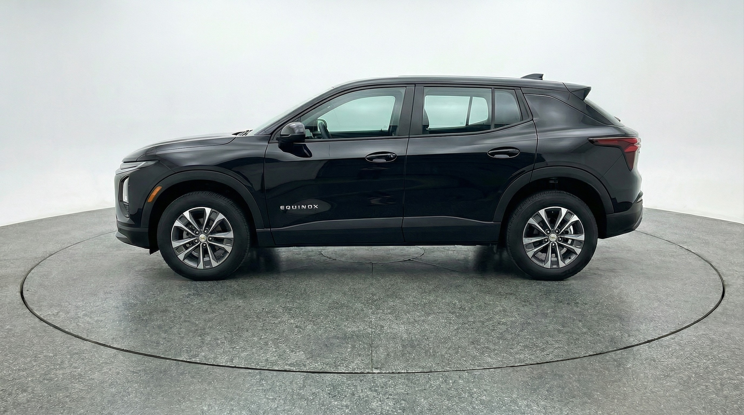 Thumbnail: 2025 Chevrolet Equinox - 4