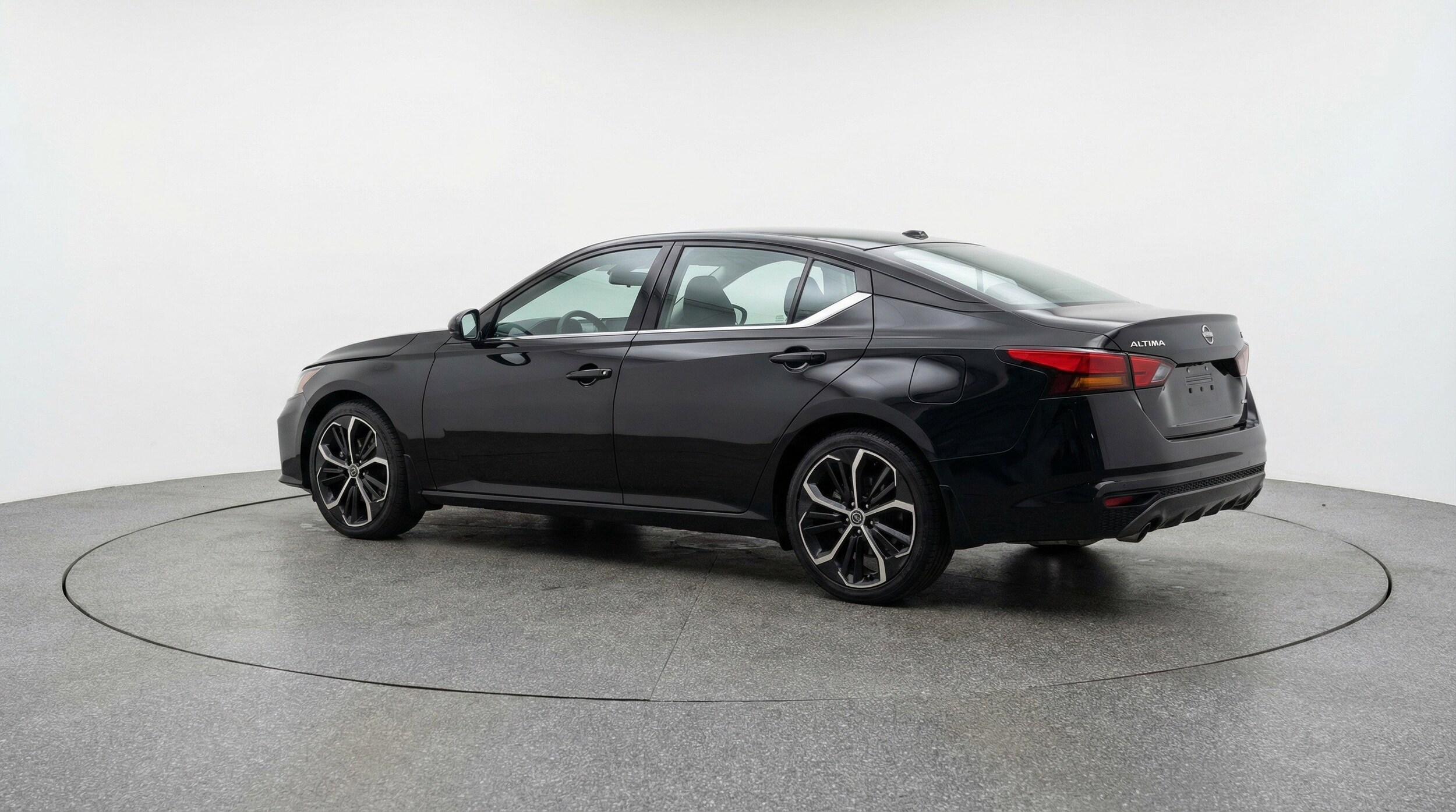 Thumbnail: 2025 Nissan Altima - 6