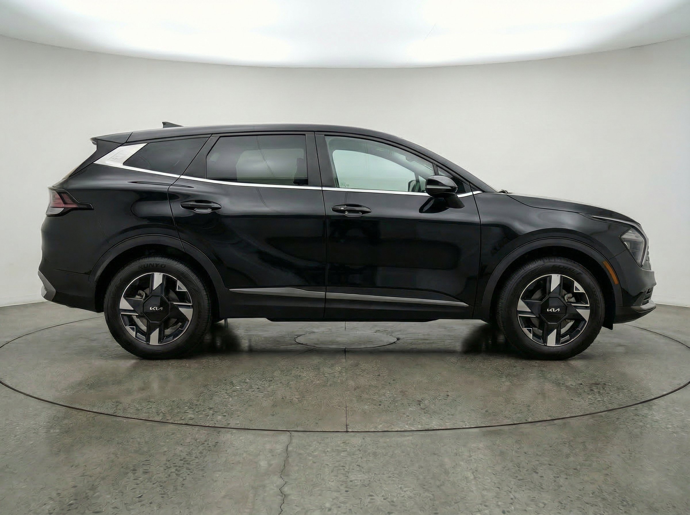 Thumbnail: 2026 Kia Sportage - 11
