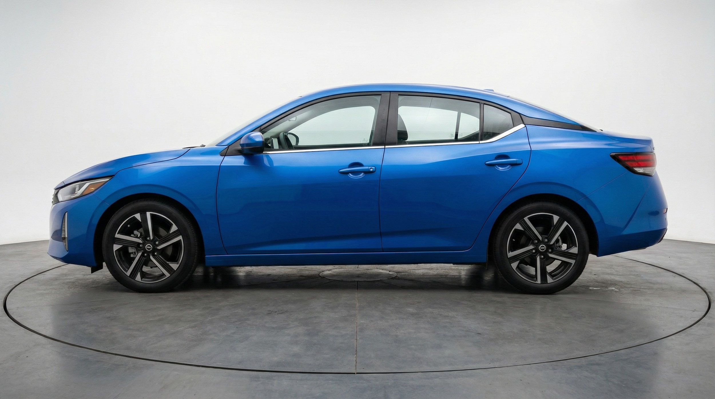 Thumbnail: 2025 Nissan Sentra - 4