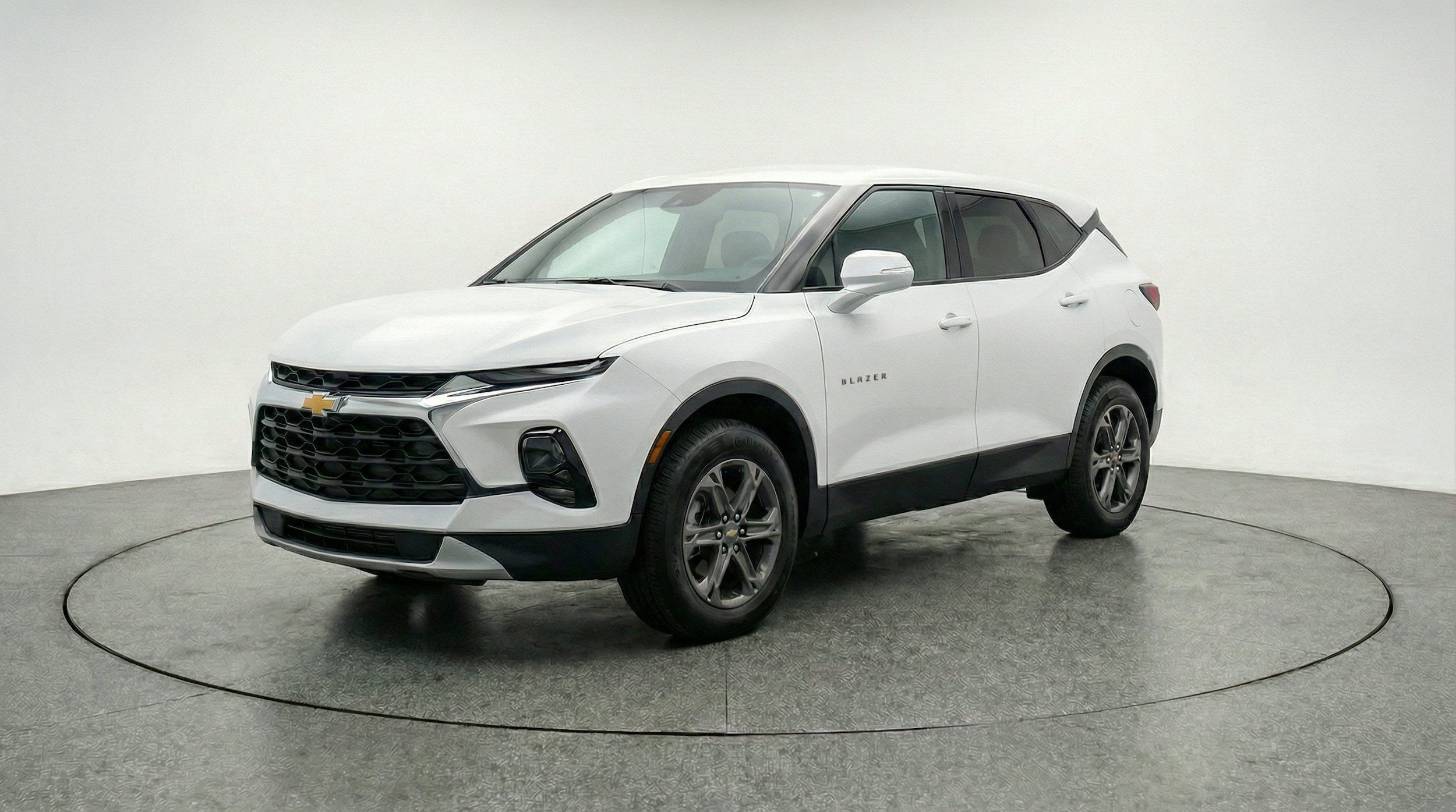 Thumbnail: 2026 Chevrolet Blazer - 3