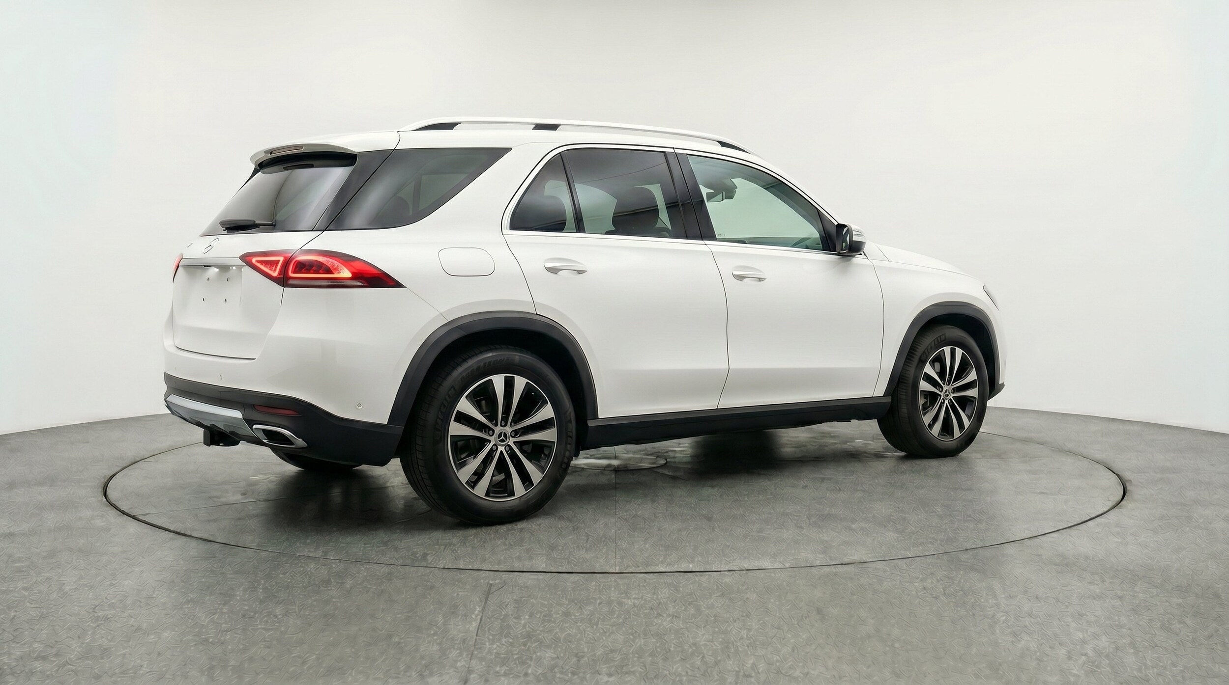 Thumbnail: 2026 Mercedes-Benz GLE - 9