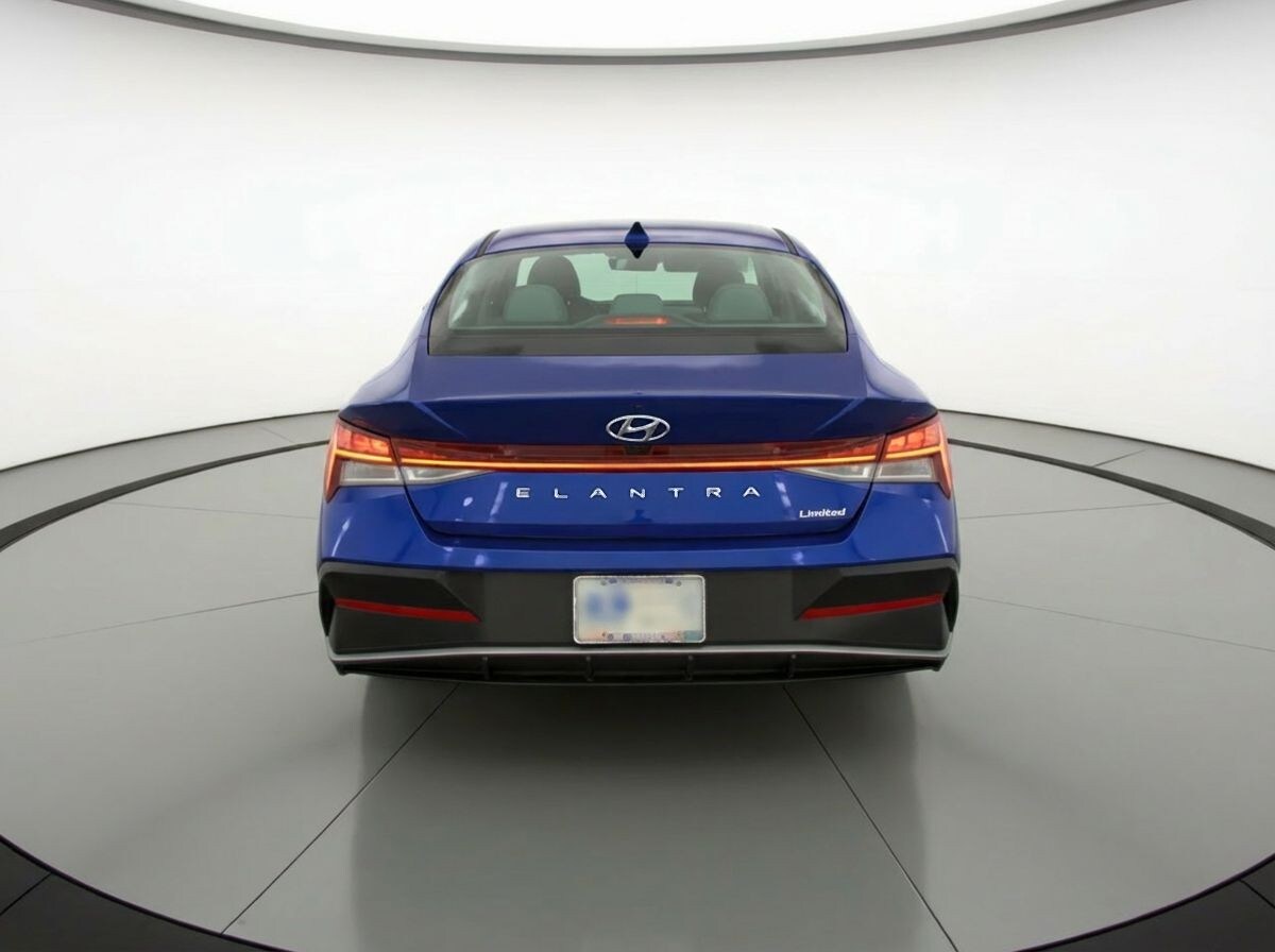Thumbnail: 2025 Hyundai Elantra - 6