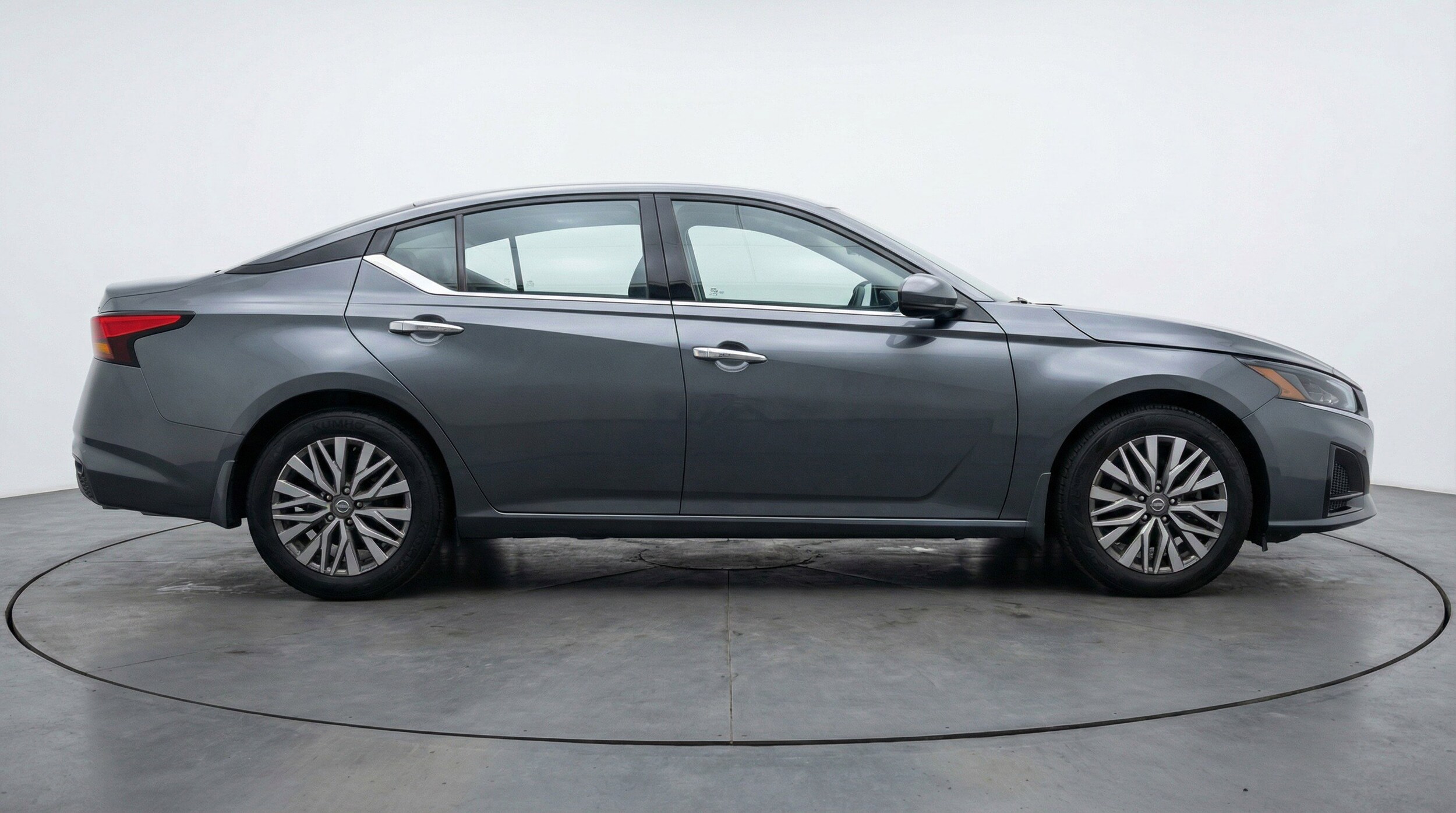 Thumbnail: 2025 Nissan Altima - 11