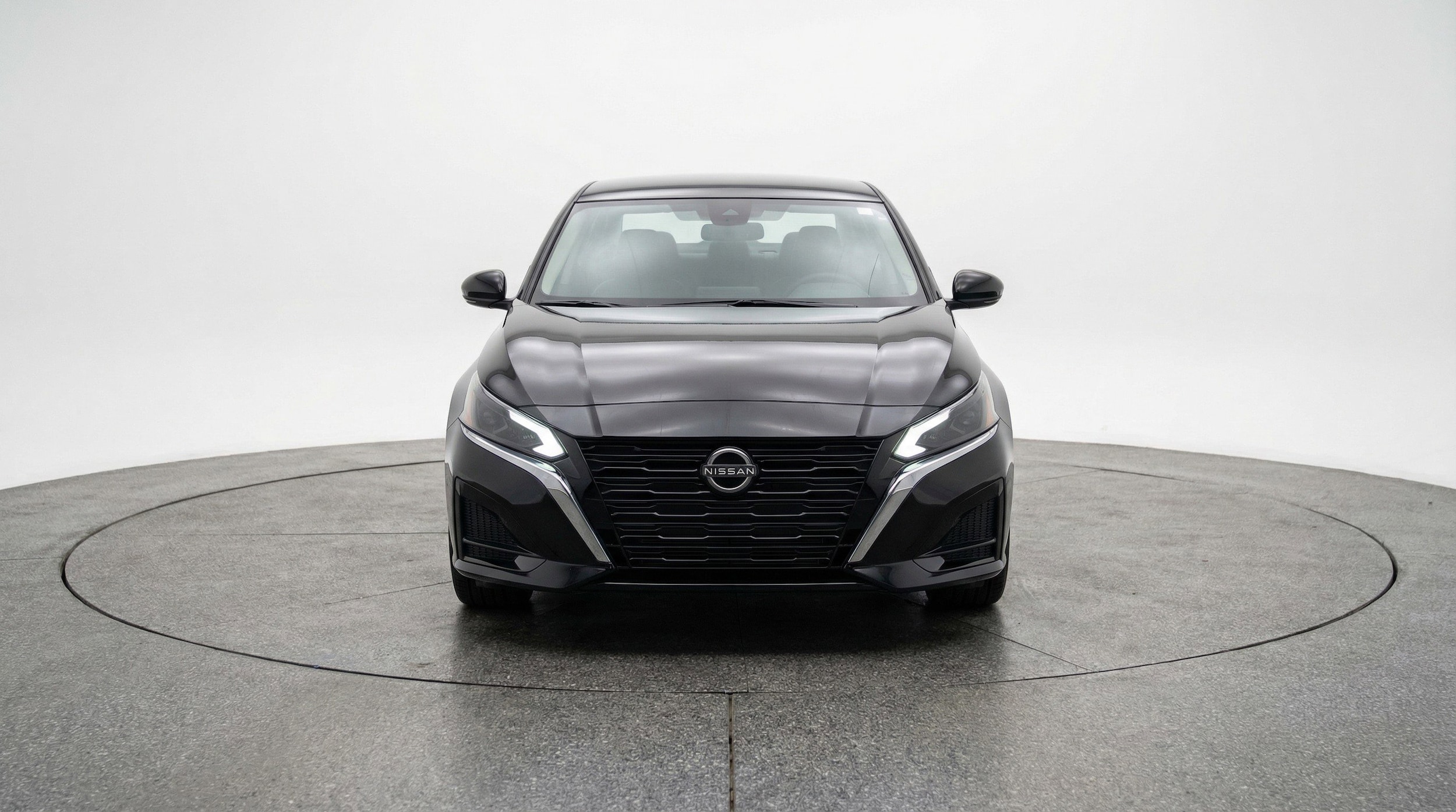 Thumbnail: 2025 Nissan Altima - 2