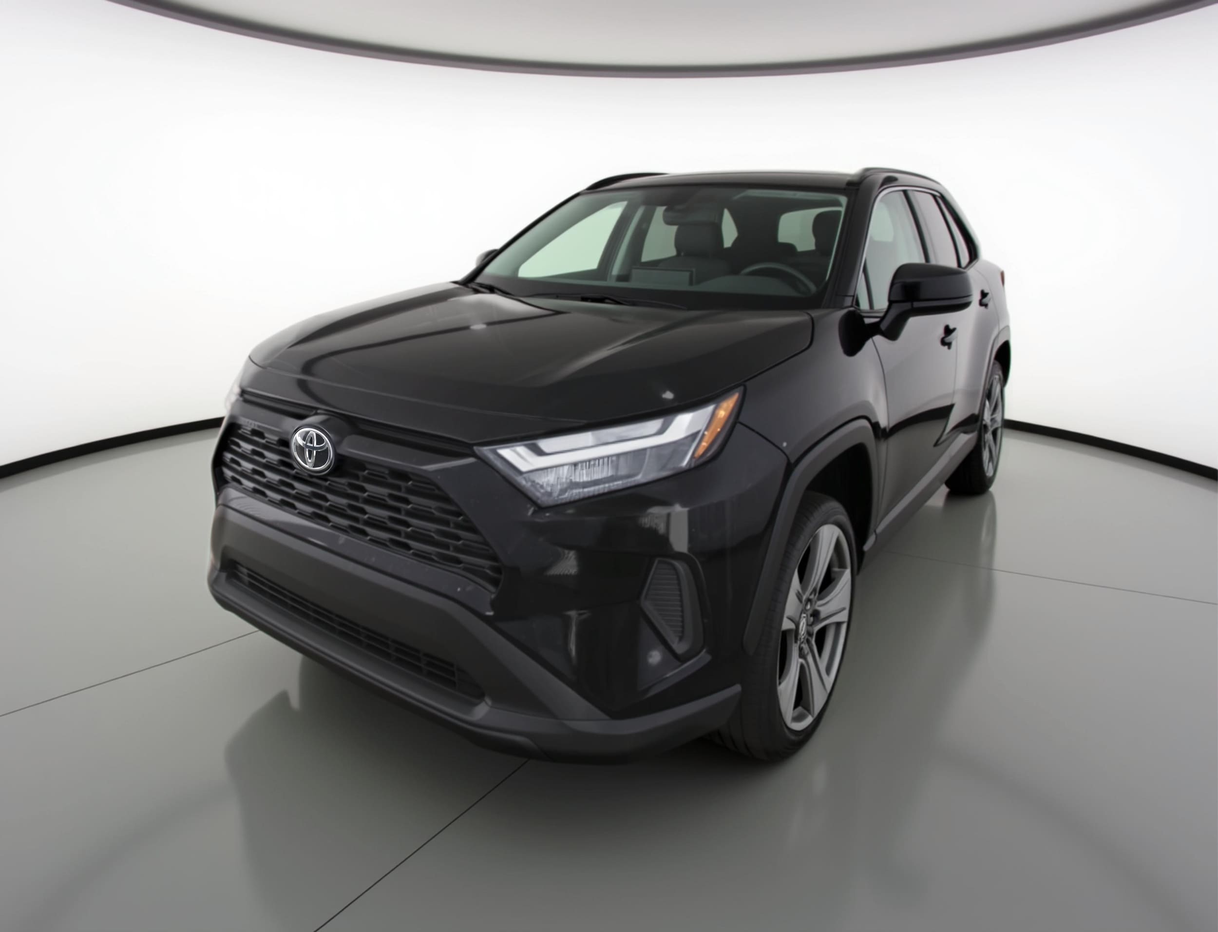Thumbnail: 2025 Toyota RAV4 - 3