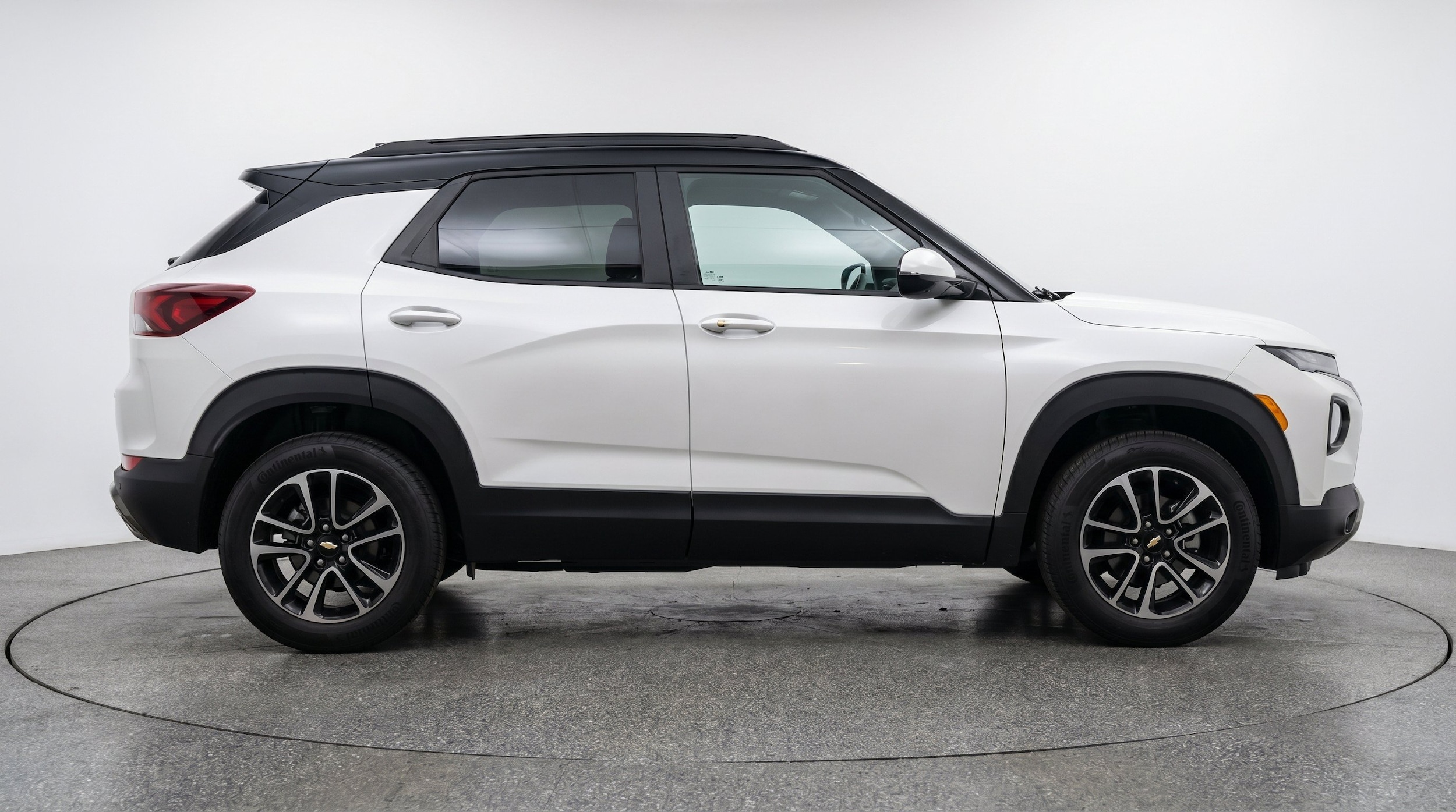 Thumbnail: 2025 Chevrolet TrailBlazer - 11