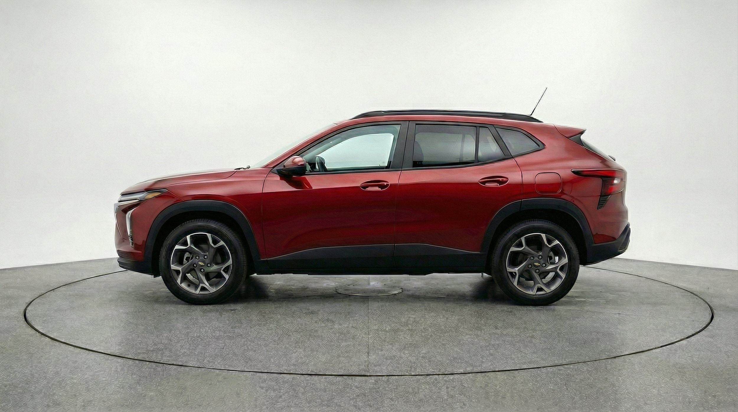 Thumbnail: 2025 Chevrolet Trax - 5