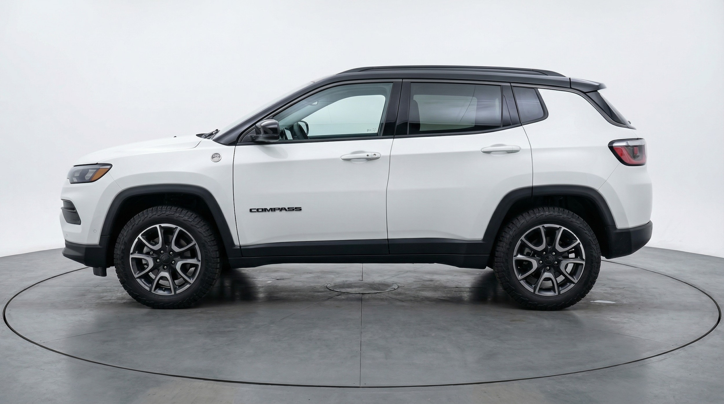 Thumbnail: 2025 Jeep Compass - 4