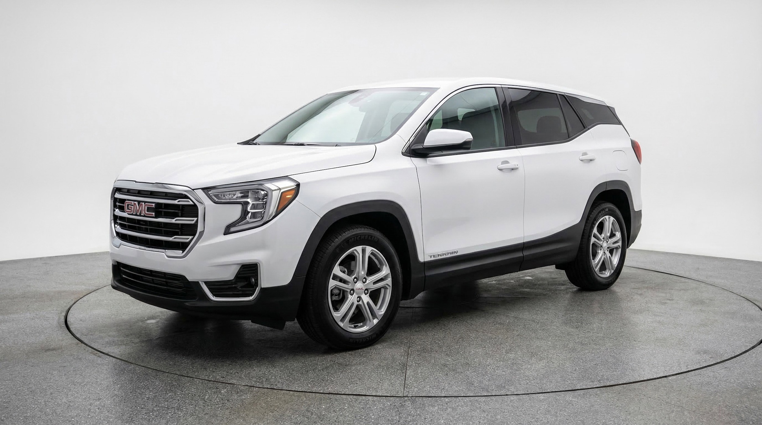 Thumbnail: 2024 GMC Terrain - 3