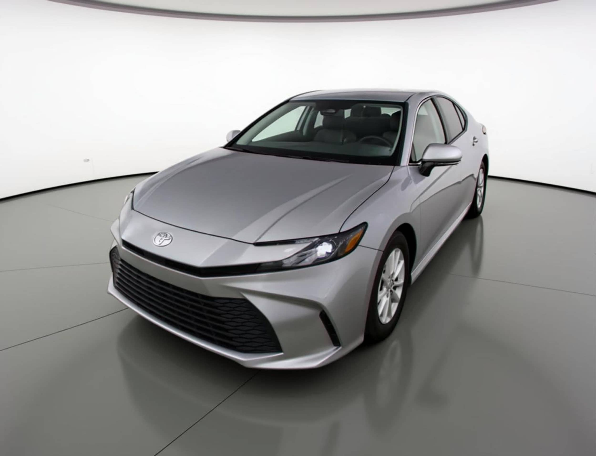 Thumbnail: 2025 Toyota Camry - 3