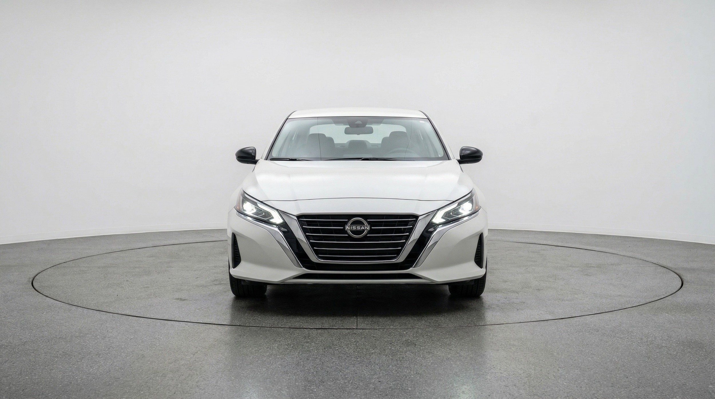 Thumbnail: 2025 Nissan Altima - 2