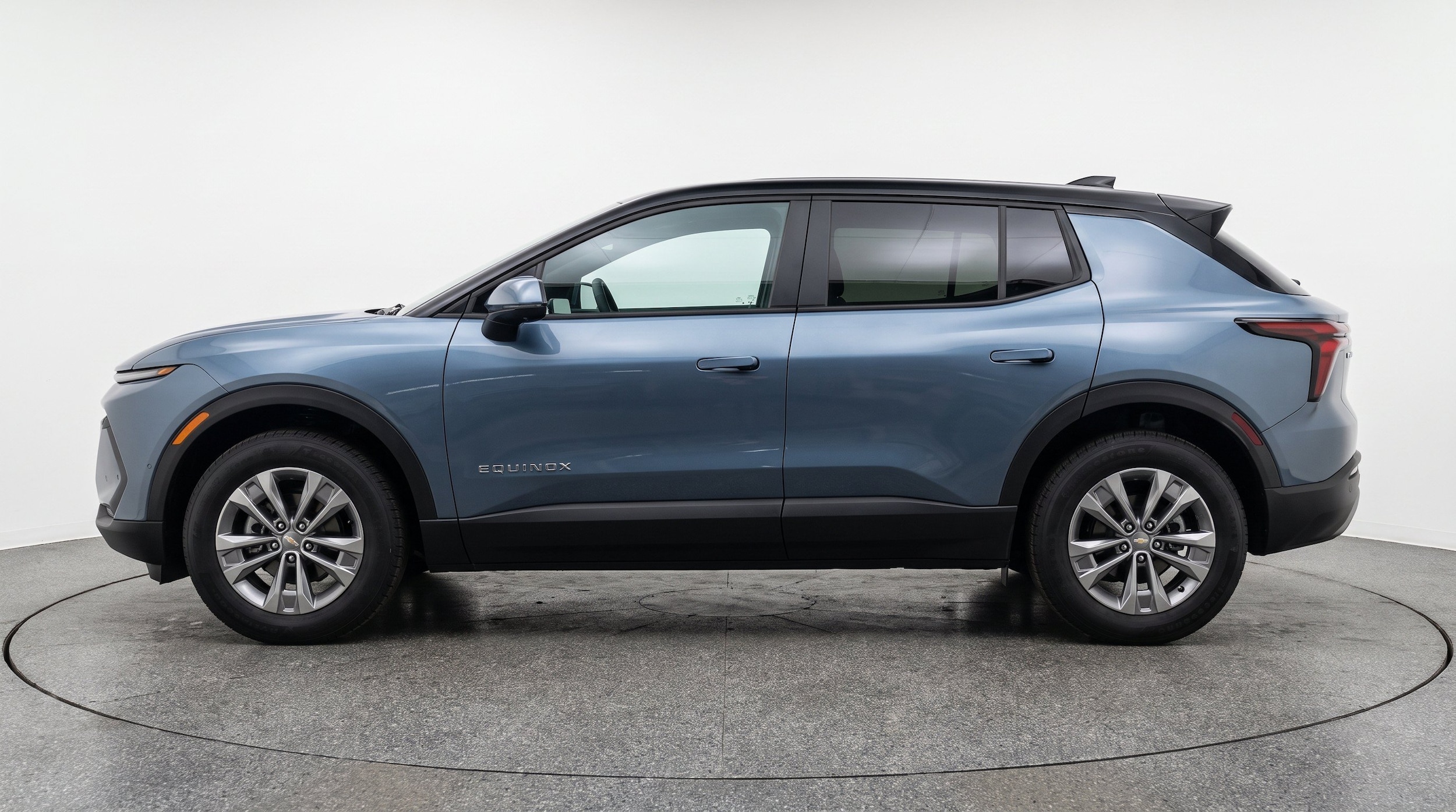 Thumbnail: 2025 Chevrolet Equinox - 5