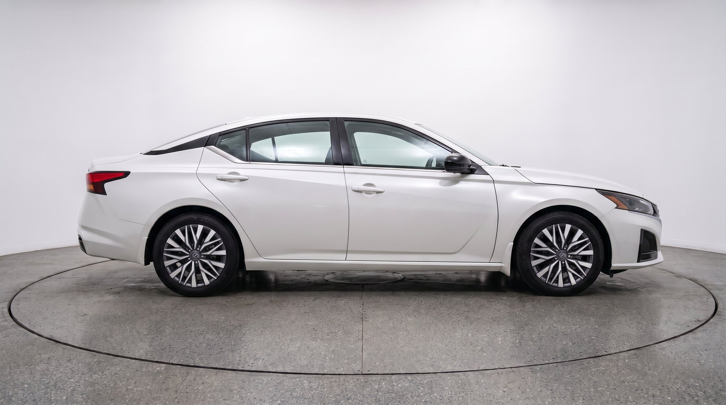 Thumbnail: 2025 Nissan Altima - 11