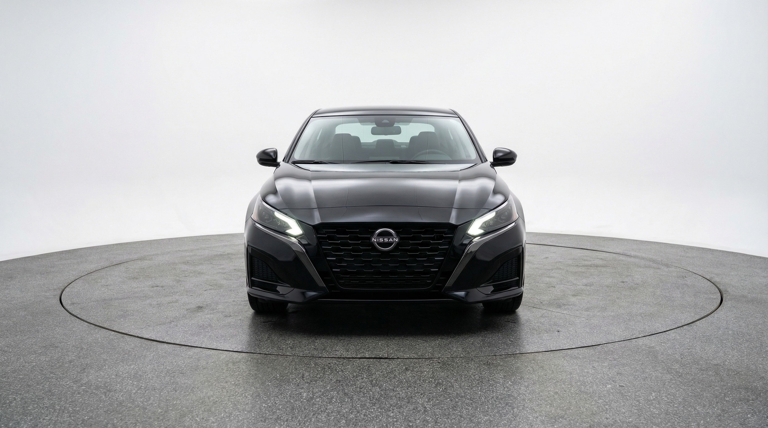 Thumbnail: 2025 Nissan Altima - 2