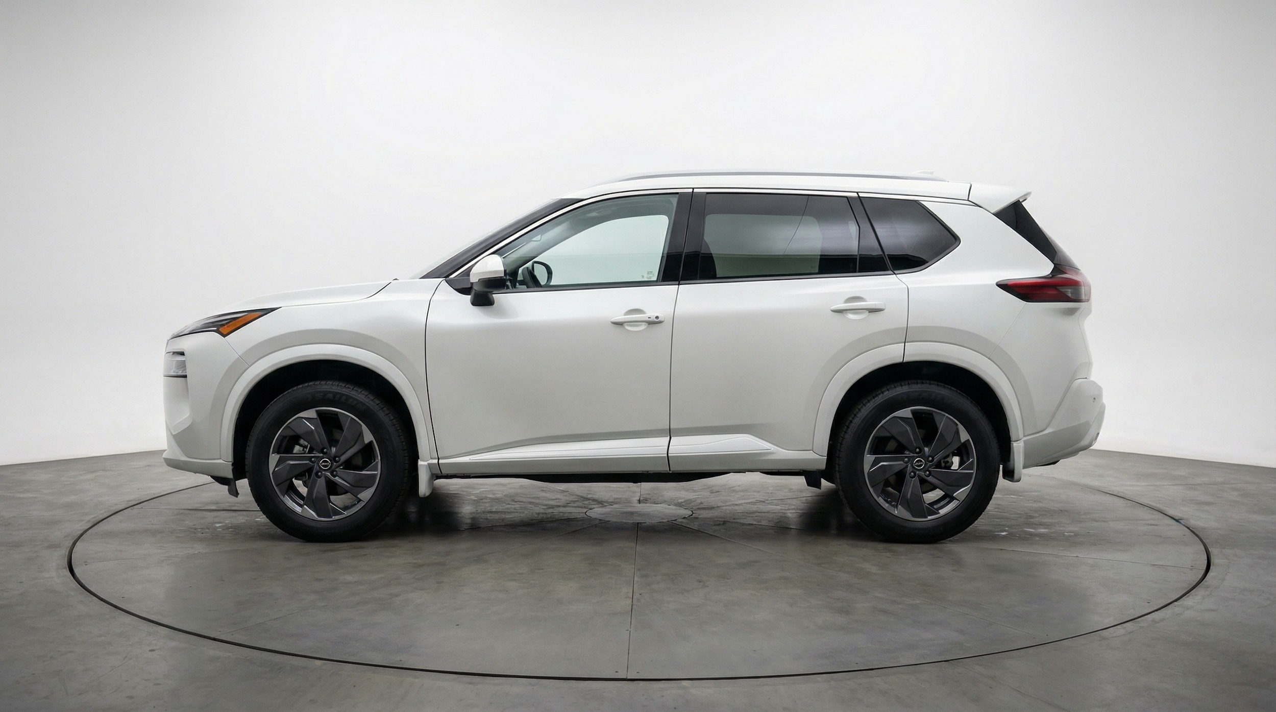 Thumbnail: 2025 Nissan Rogue - 4