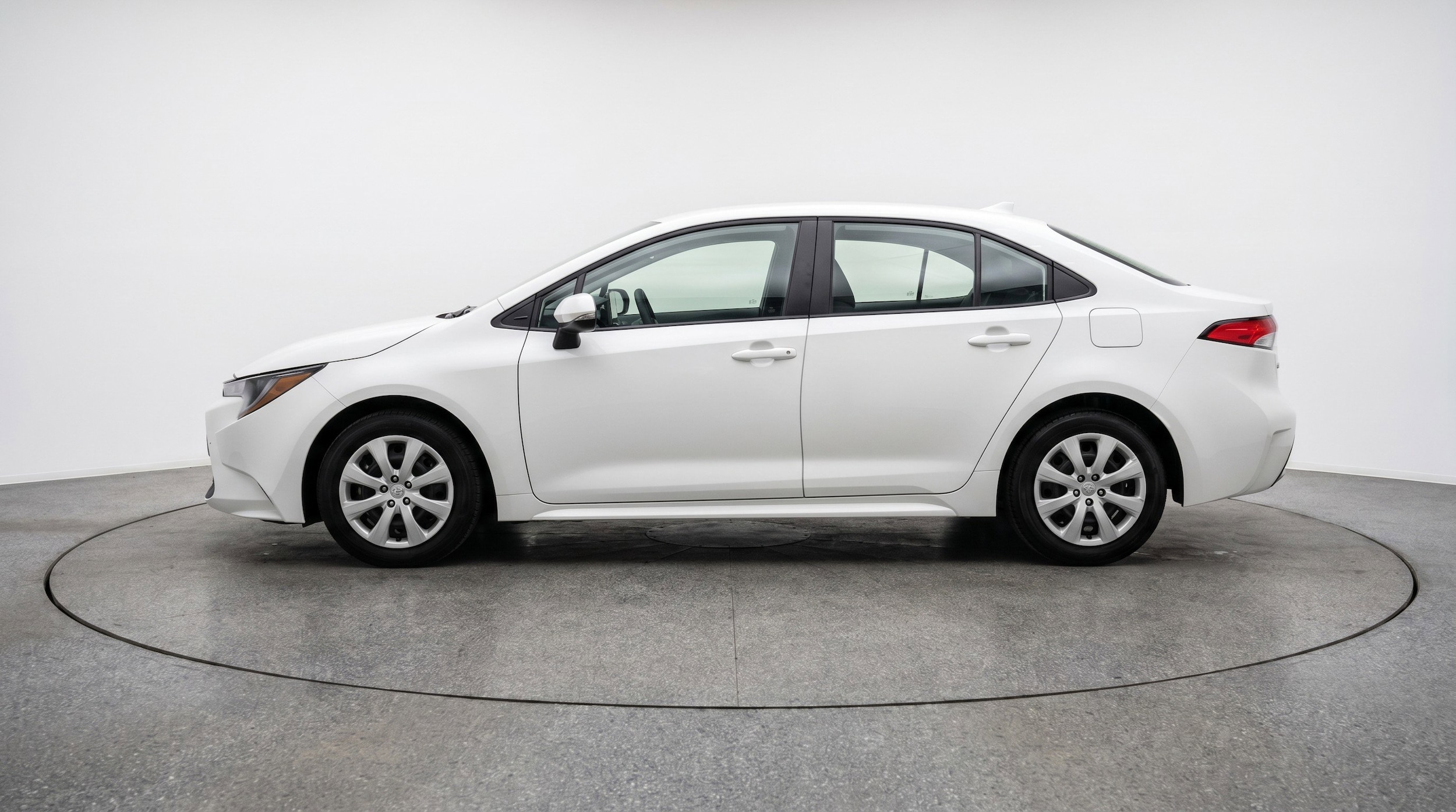 Thumbnail: 2025 Toyota Corolla - 5
