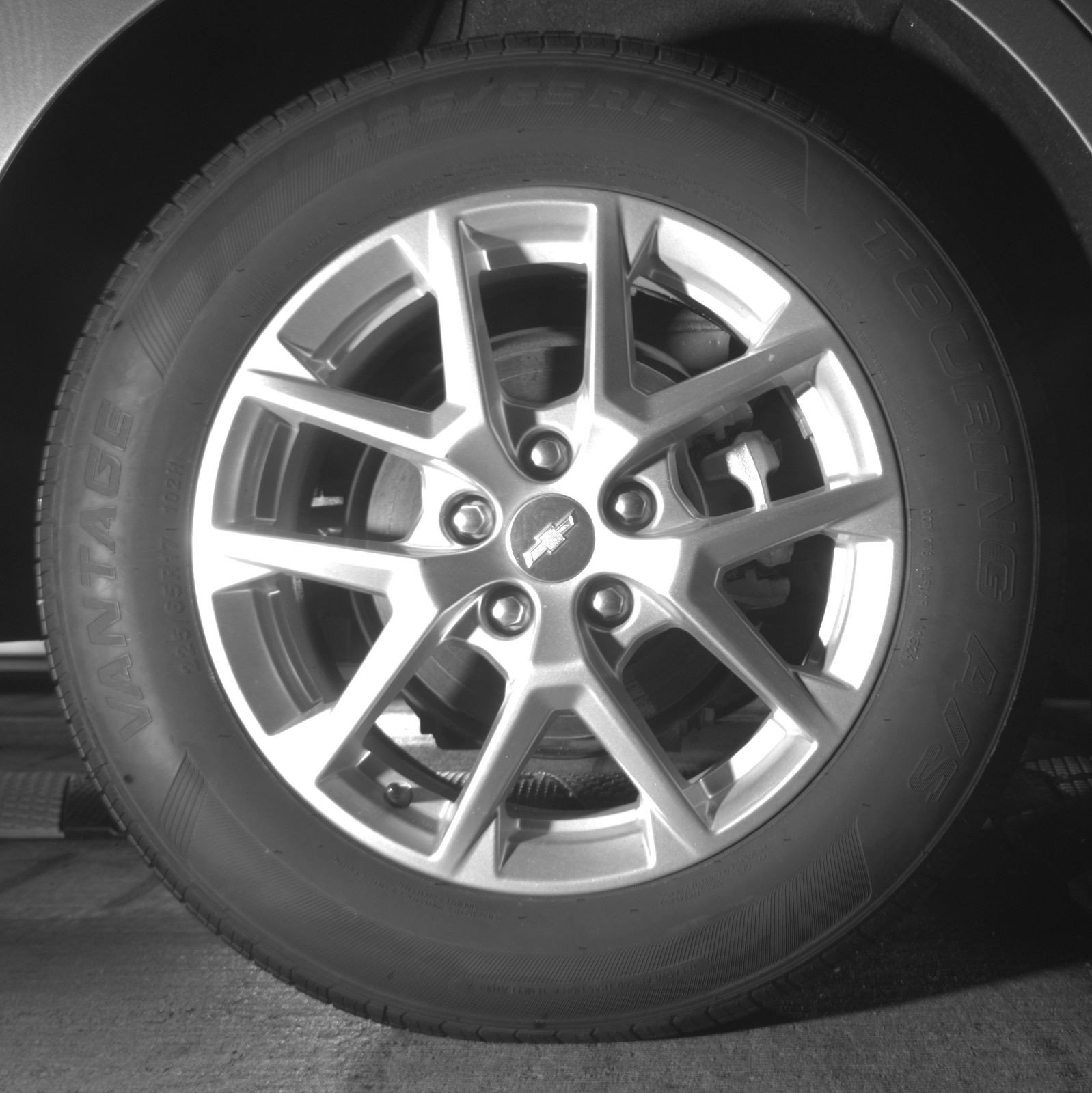 Thumbnail: 2023 Chevrolet Equinox - 15