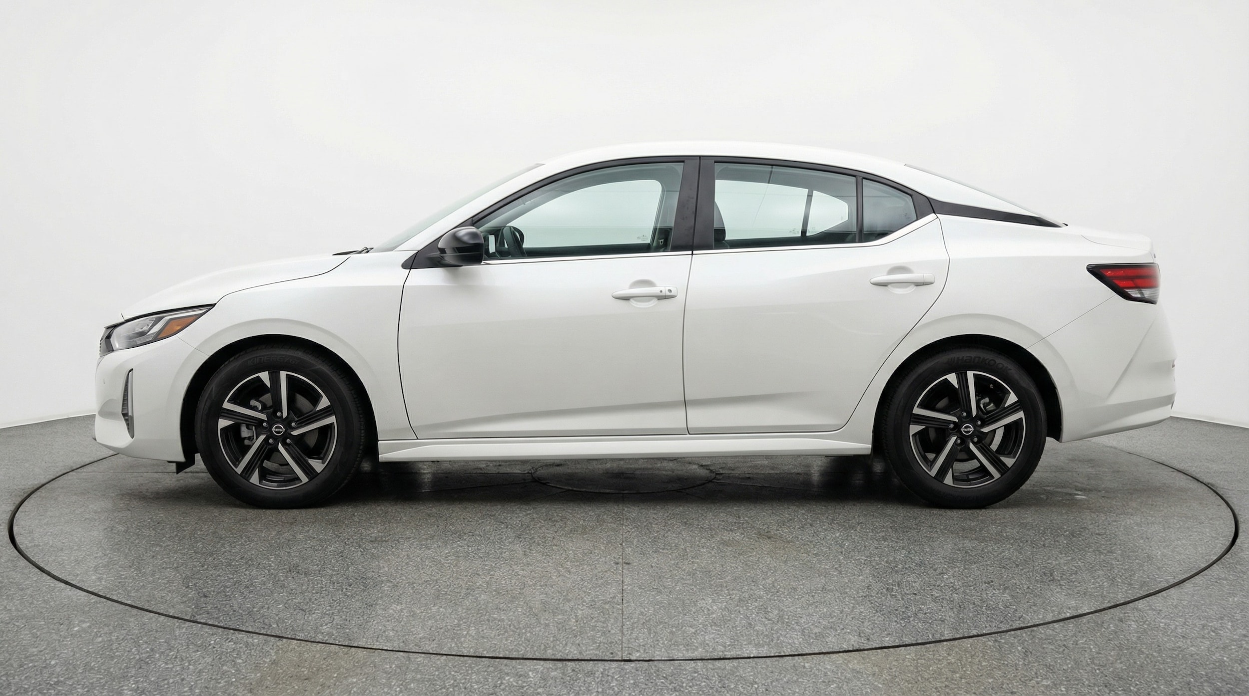 Thumbnail: 2025 Nissan Sentra - 4