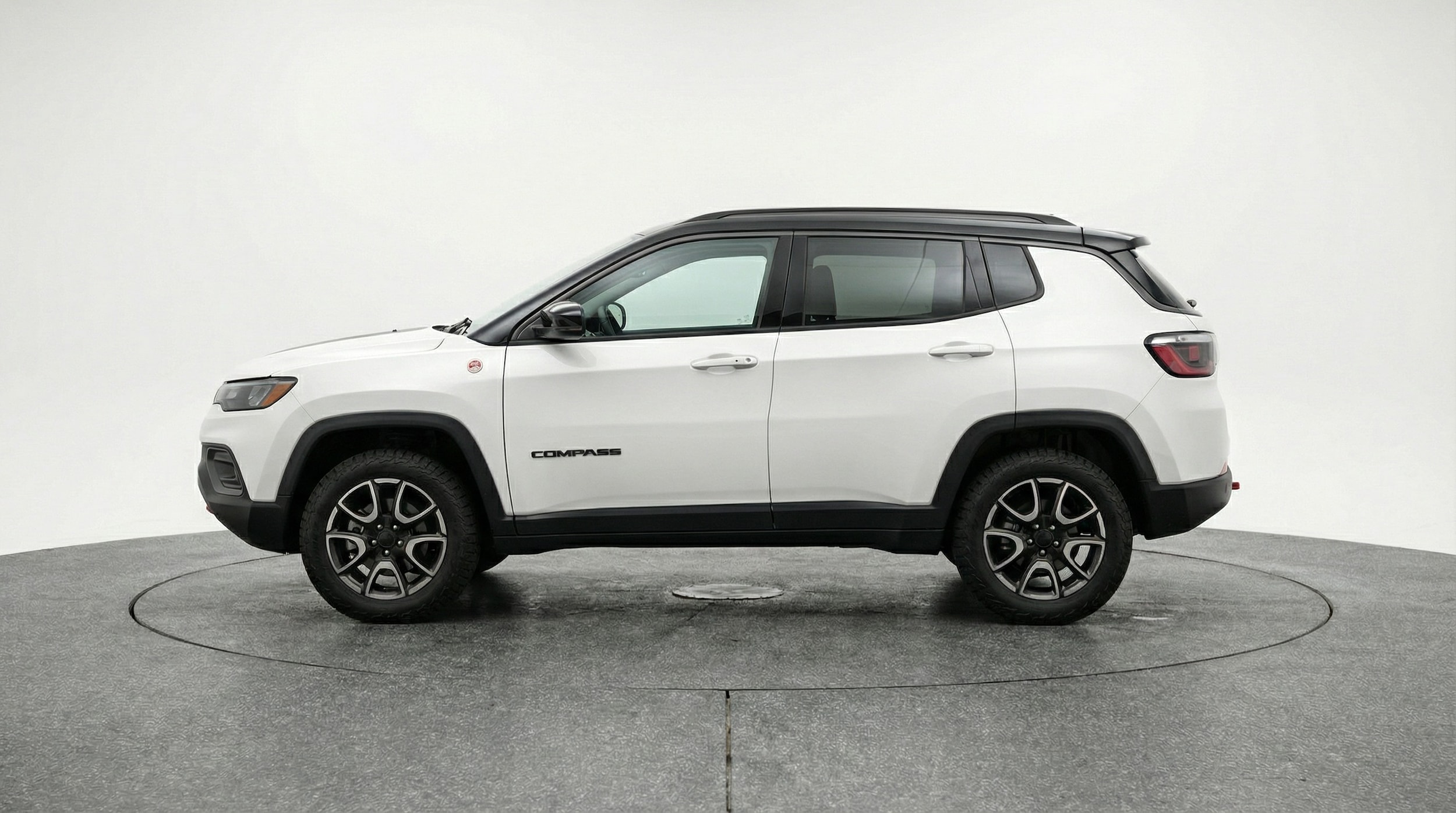 Thumbnail: 2025 Jeep Compass - 4