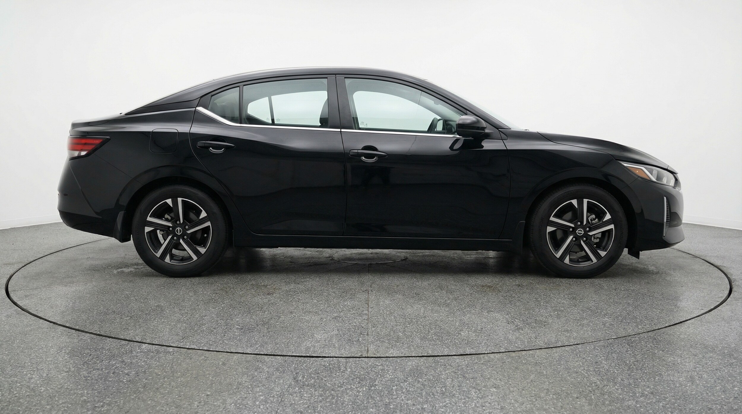 Thumbnail: 2025 Nissan Sentra - 8