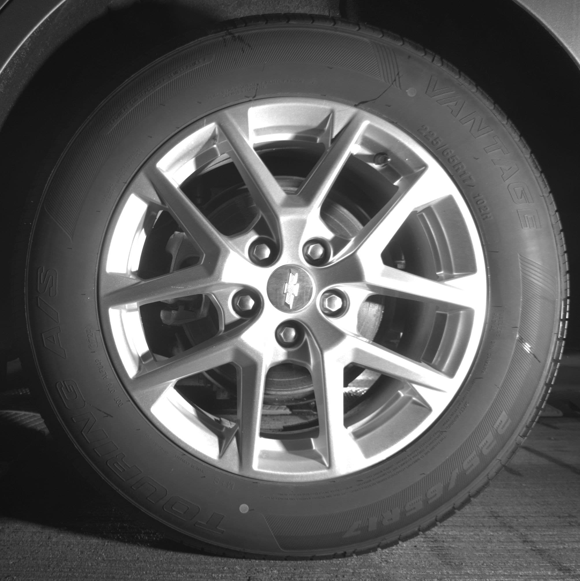 Thumbnail: 2023 Chevrolet Equinox - 11