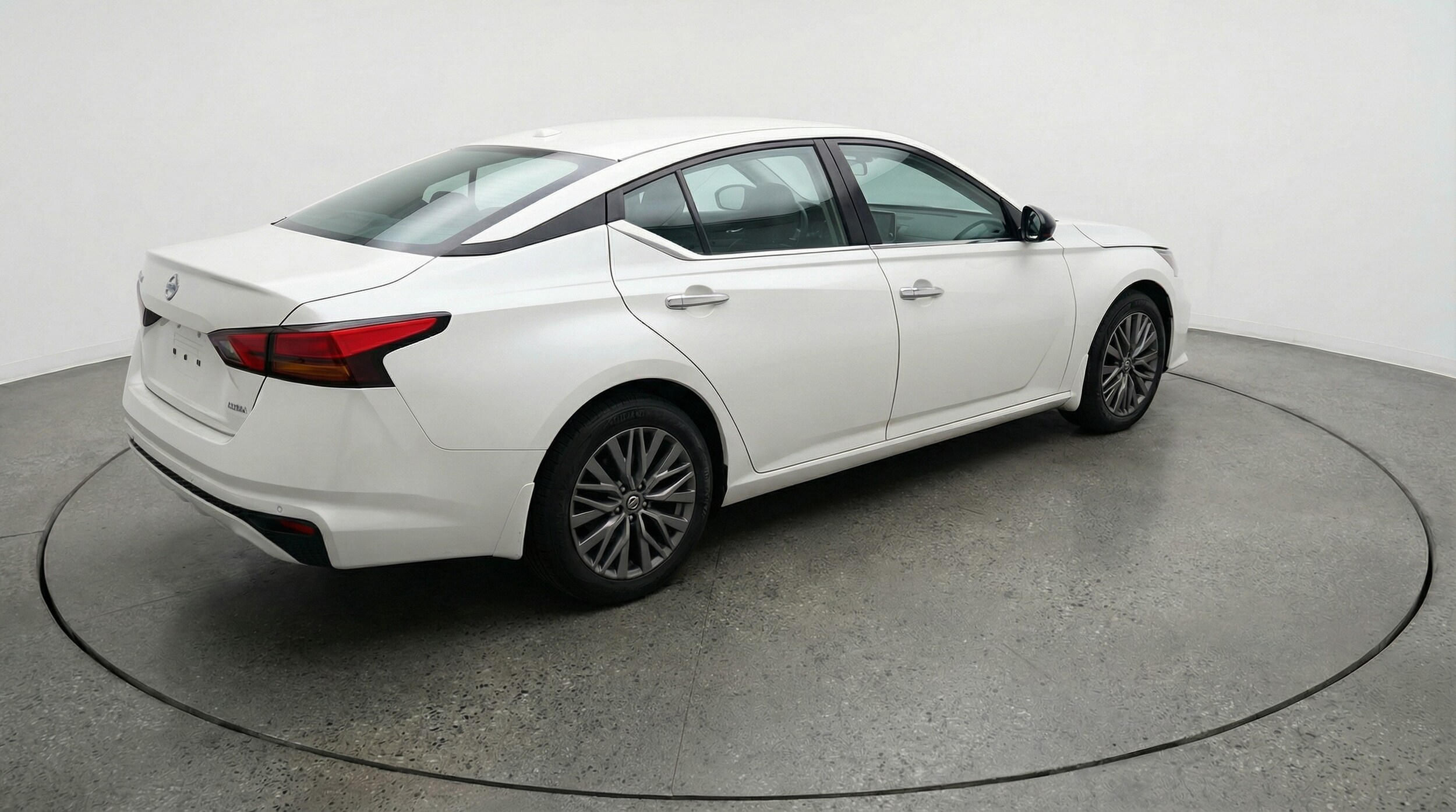 Thumbnail: 2025 Nissan Altima - 7