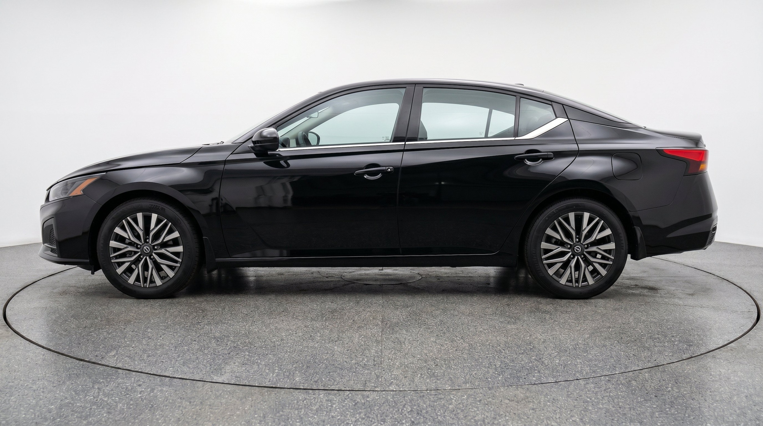 Thumbnail: 2026 Nissan Altima - 5