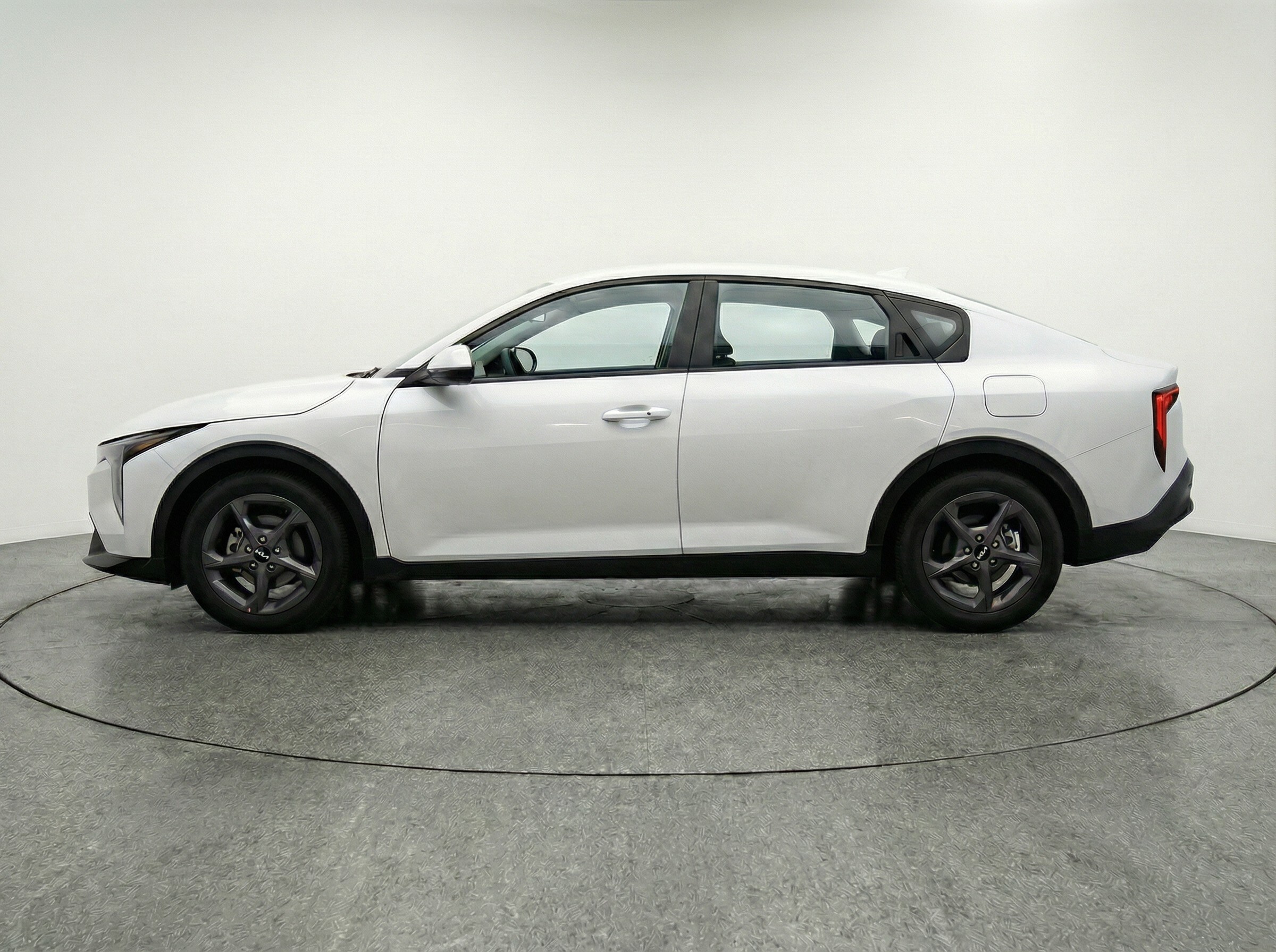 Thumbnail: 2025 Kia K4 - 4