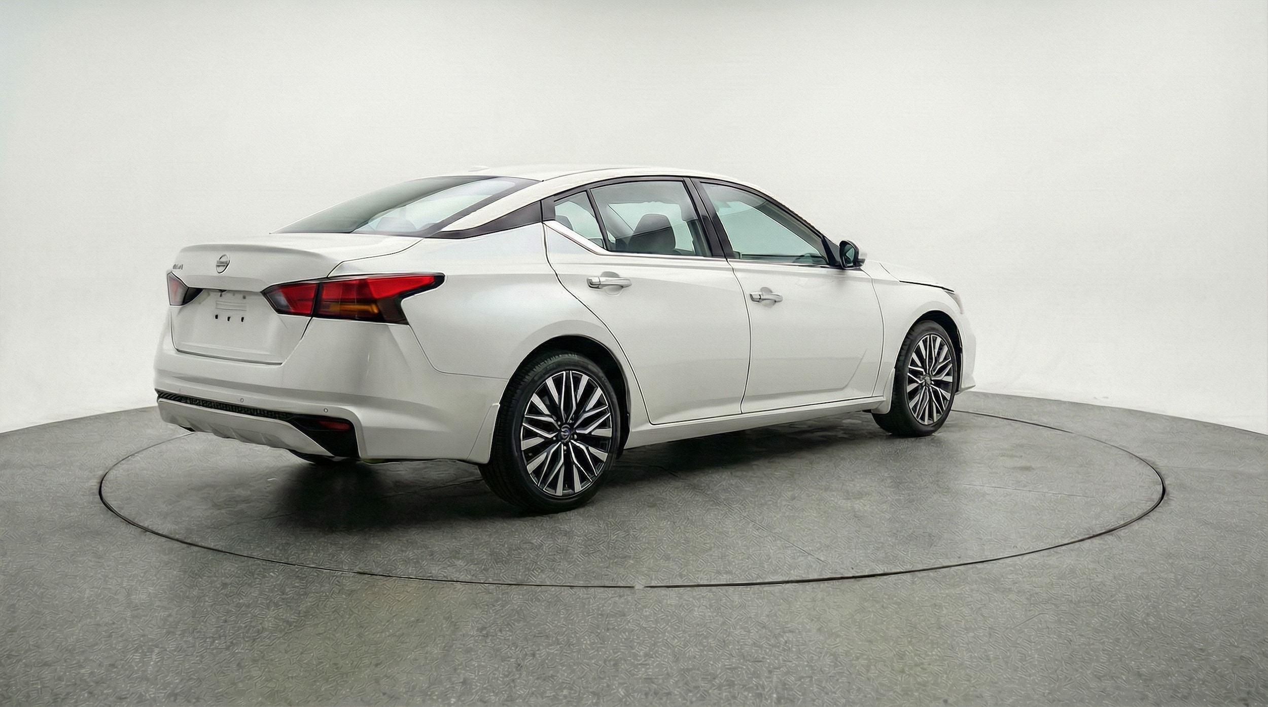 Thumbnail: 2025 Nissan Altima - 7