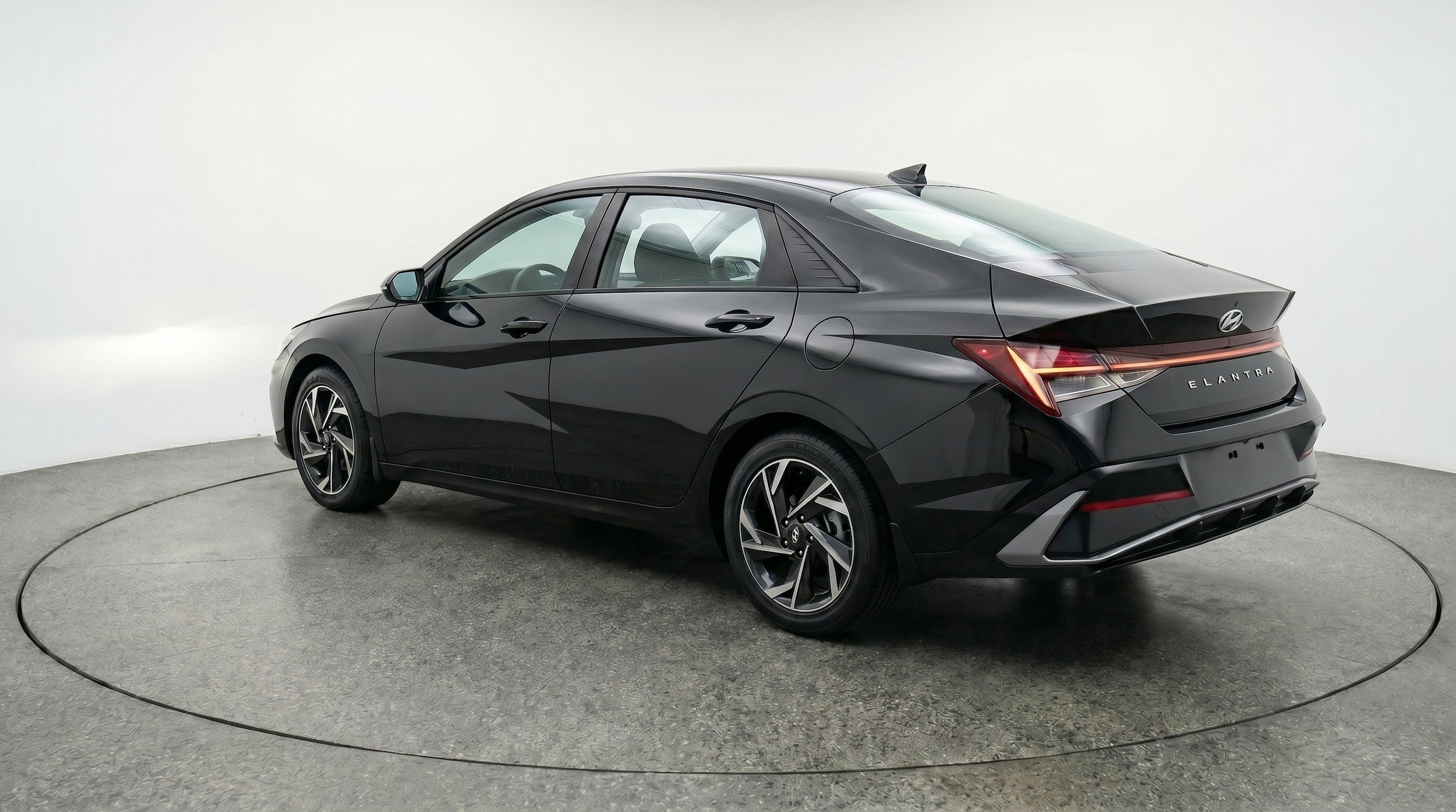 Thumbnail: 2025 Hyundai Elantra - 6