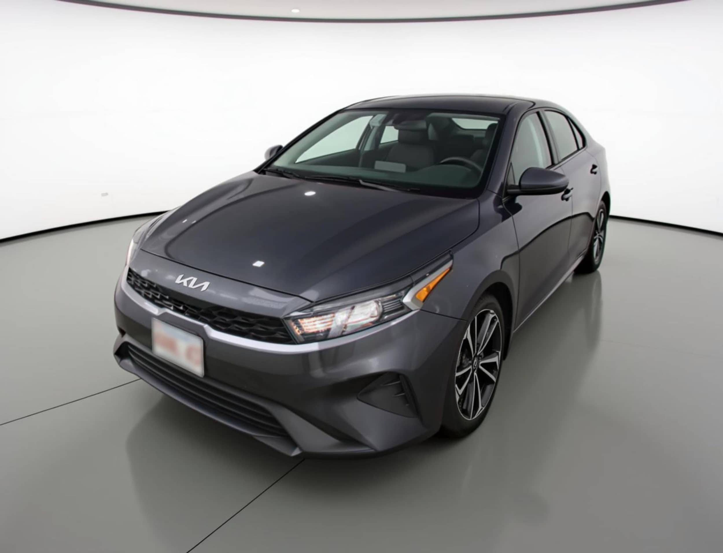 Thumbnail: 2024 Kia Forte - 3