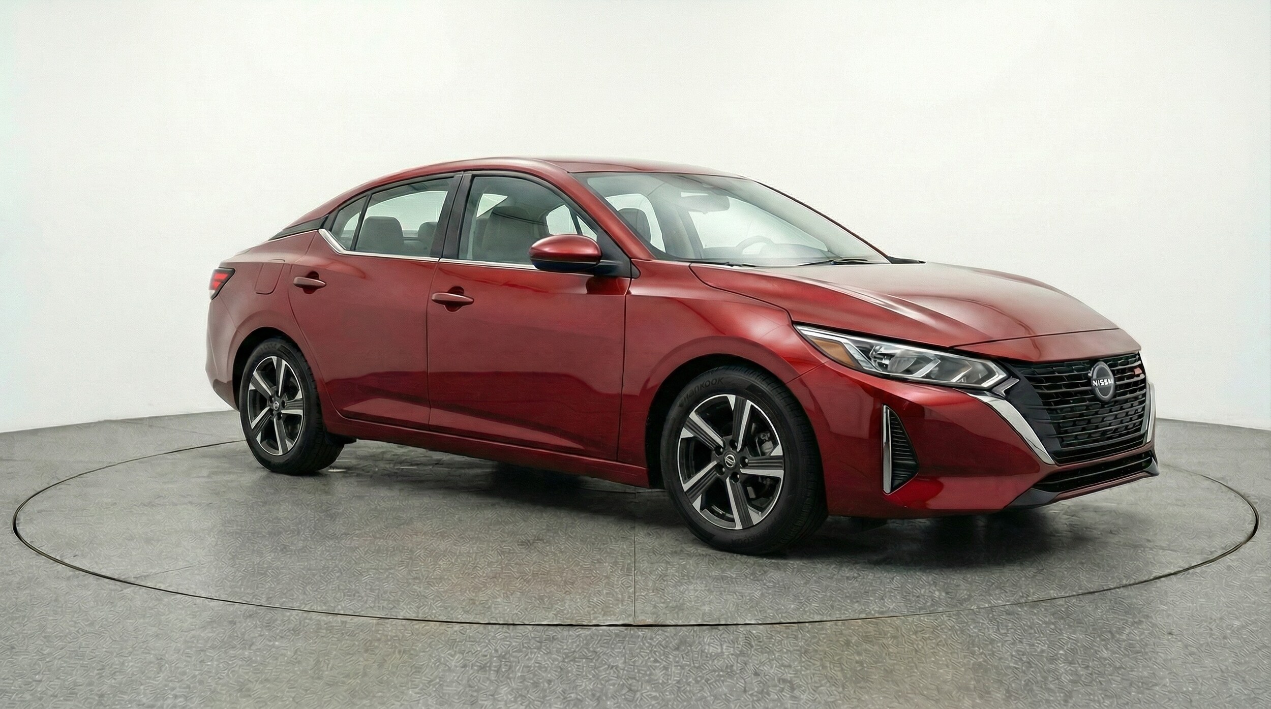 Thumbnail: 2025 Nissan Sentra - 1