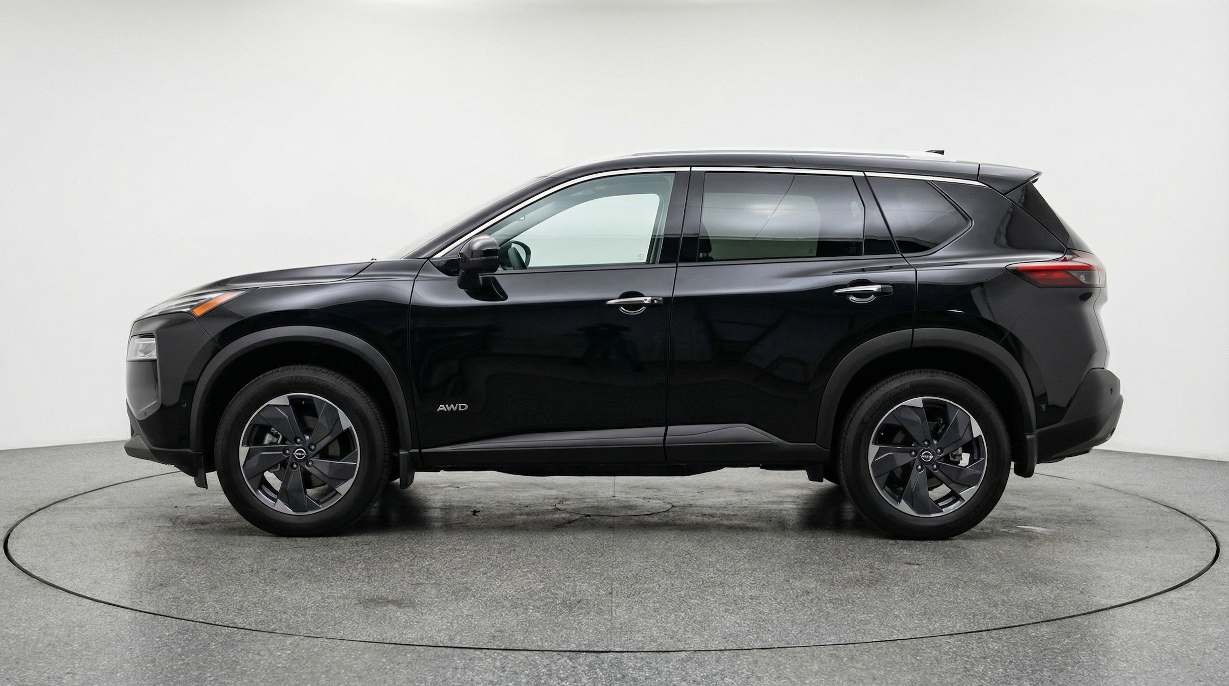 Thumbnail: 2025 Nissan Rogue - 5