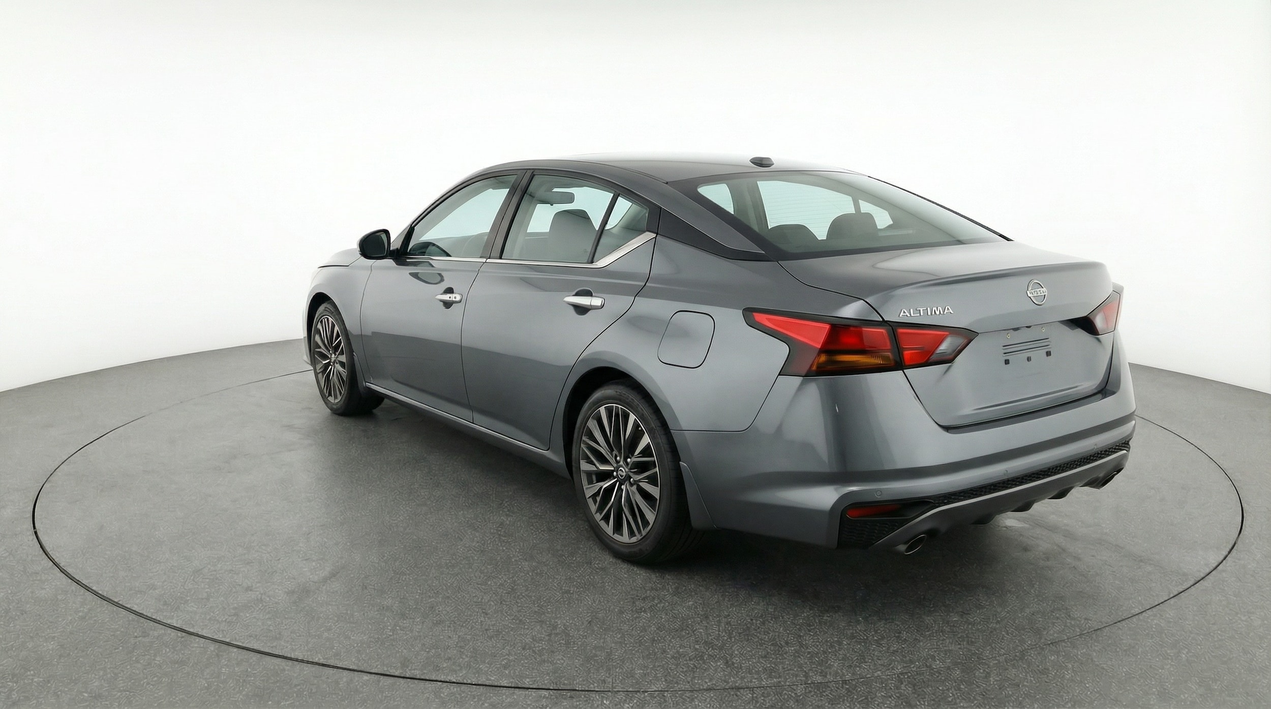 Thumbnail: 2025 Nissan Altima - 5