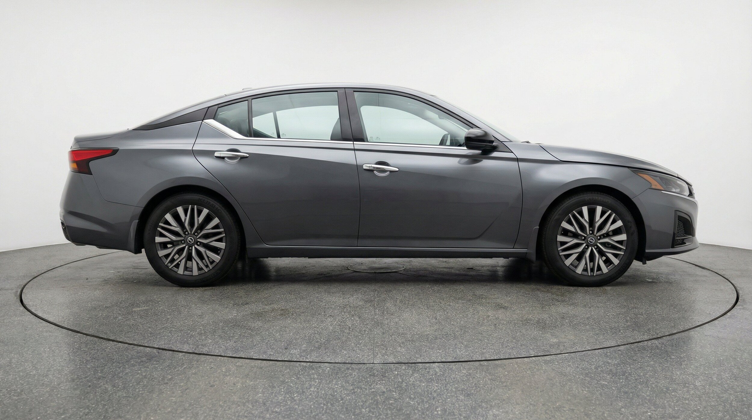 Thumbnail: 2025 Nissan Altima - 11