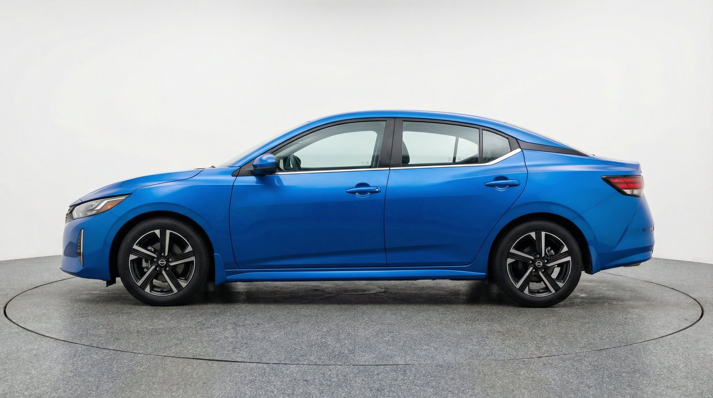 Thumbnail: 2025 Nissan Sentra - 5